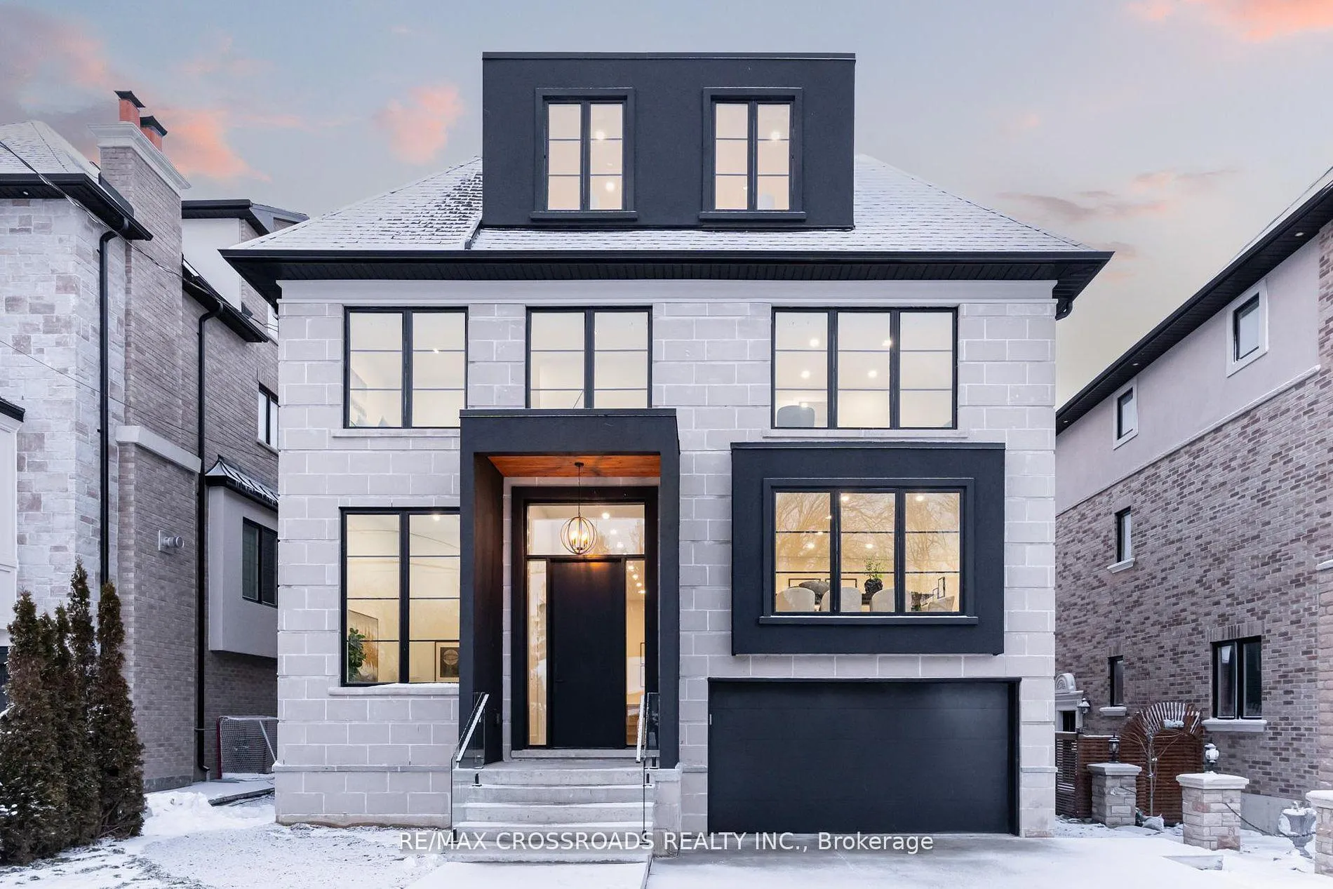 Photo 2 of 642 Annland Street, Pickering, Bay Ridges — HOMEH