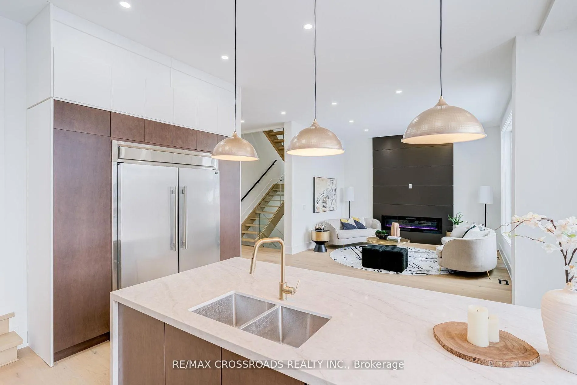 Photo 16 of 642 Annland Street, Pickering, Bay Ridges — HOMEH