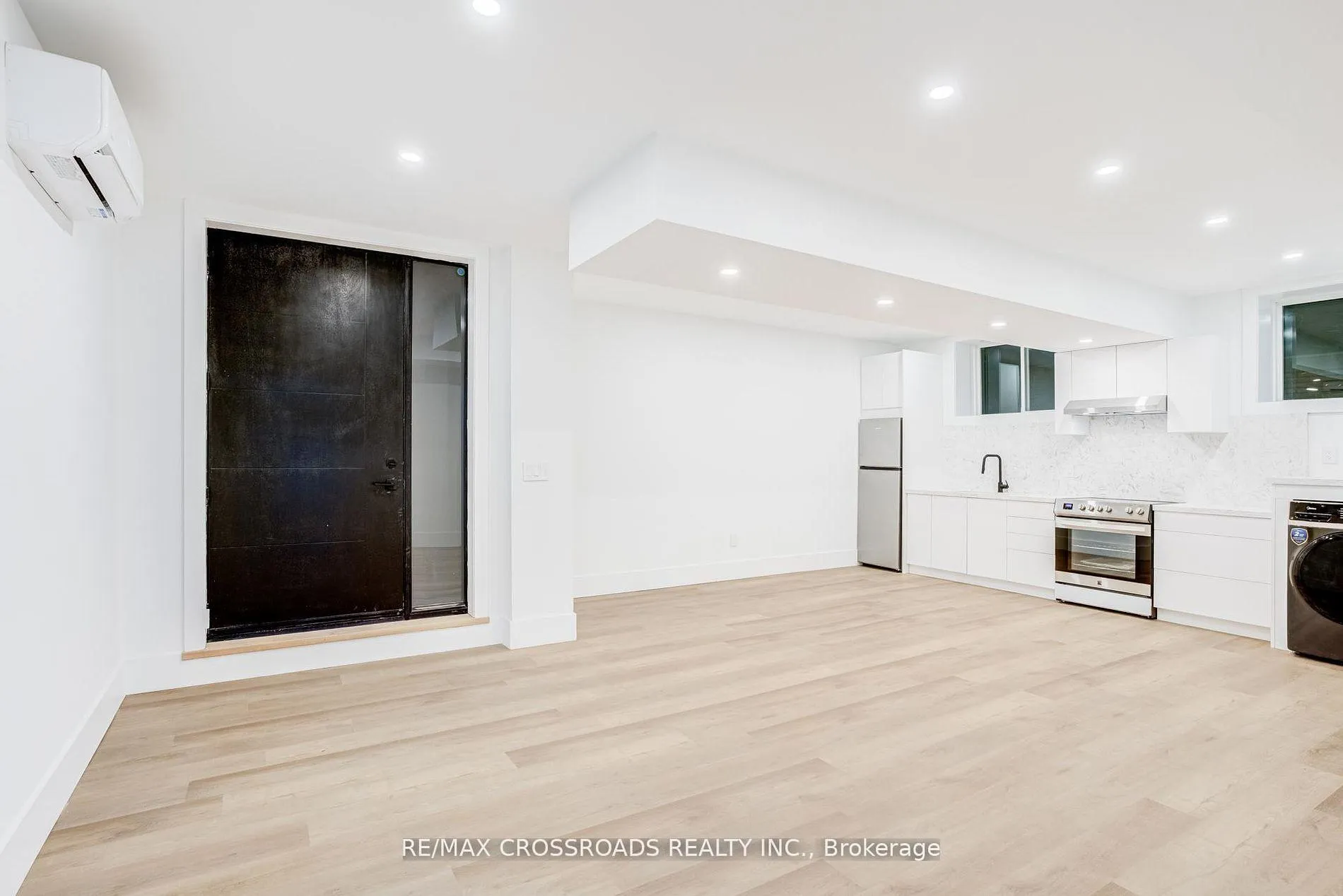 Photo 45 of 642 Annland Street, Pickering, Bay Ridges — HOMEH