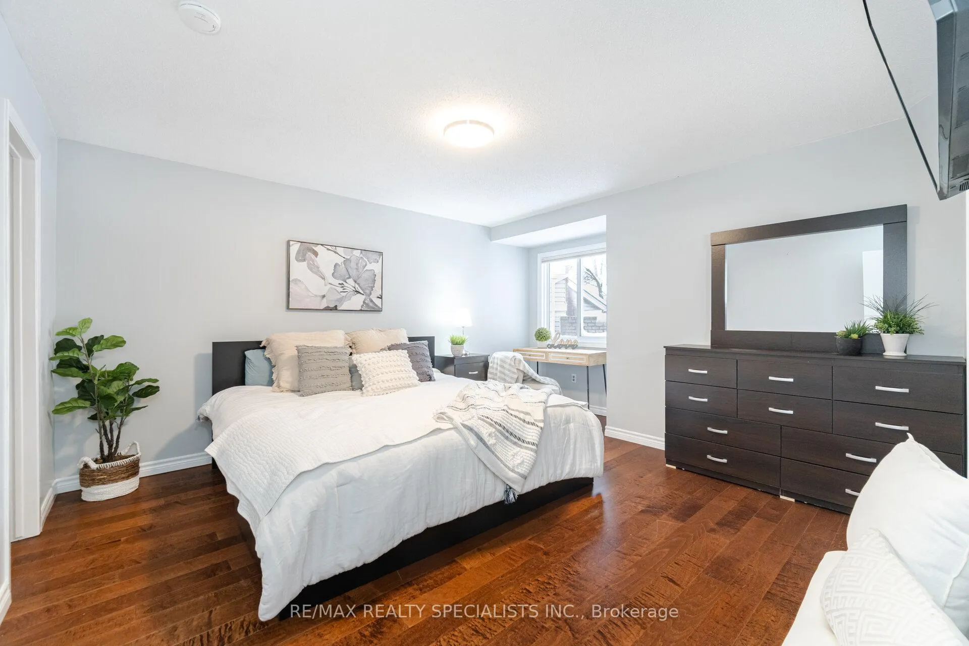 Photo 17 of Unit 11, 205 Highland Crescent, Kitchener, Victoria Hills — HOMEH
