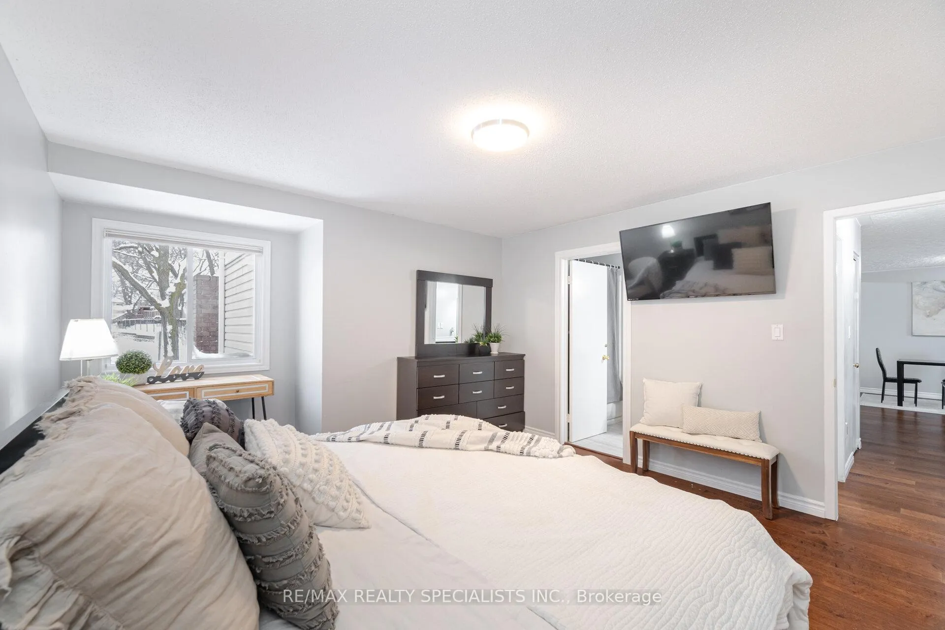 Photo 18 of Unit 11, 205 Highland Crescent, Kitchener, Victoria Hills — HOMEH