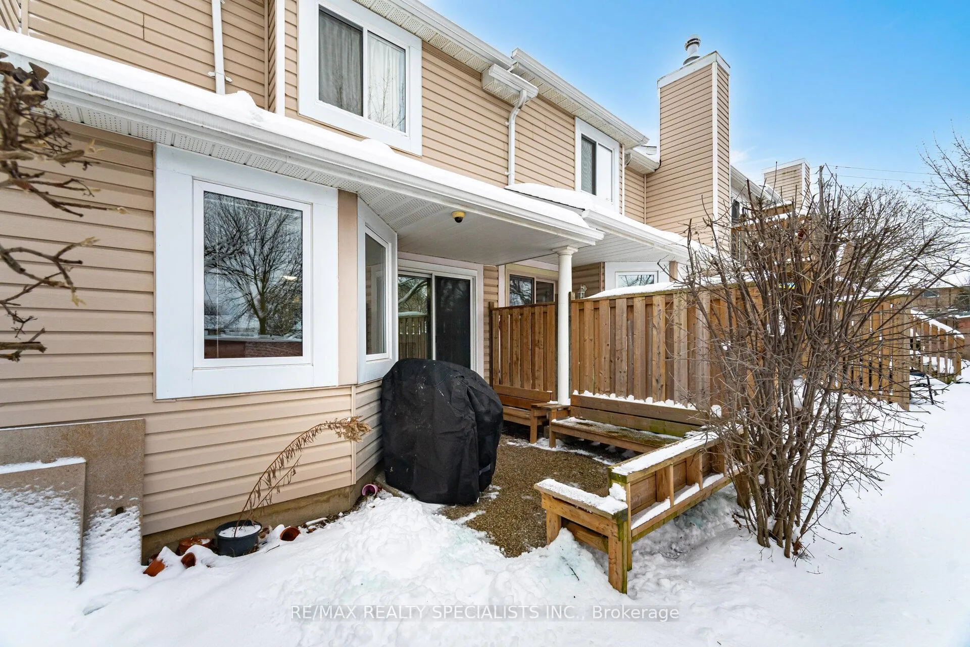 Photo 29 of Unit 11, 205 Highland Crescent, Kitchener, Victoria Hills — HOMEH