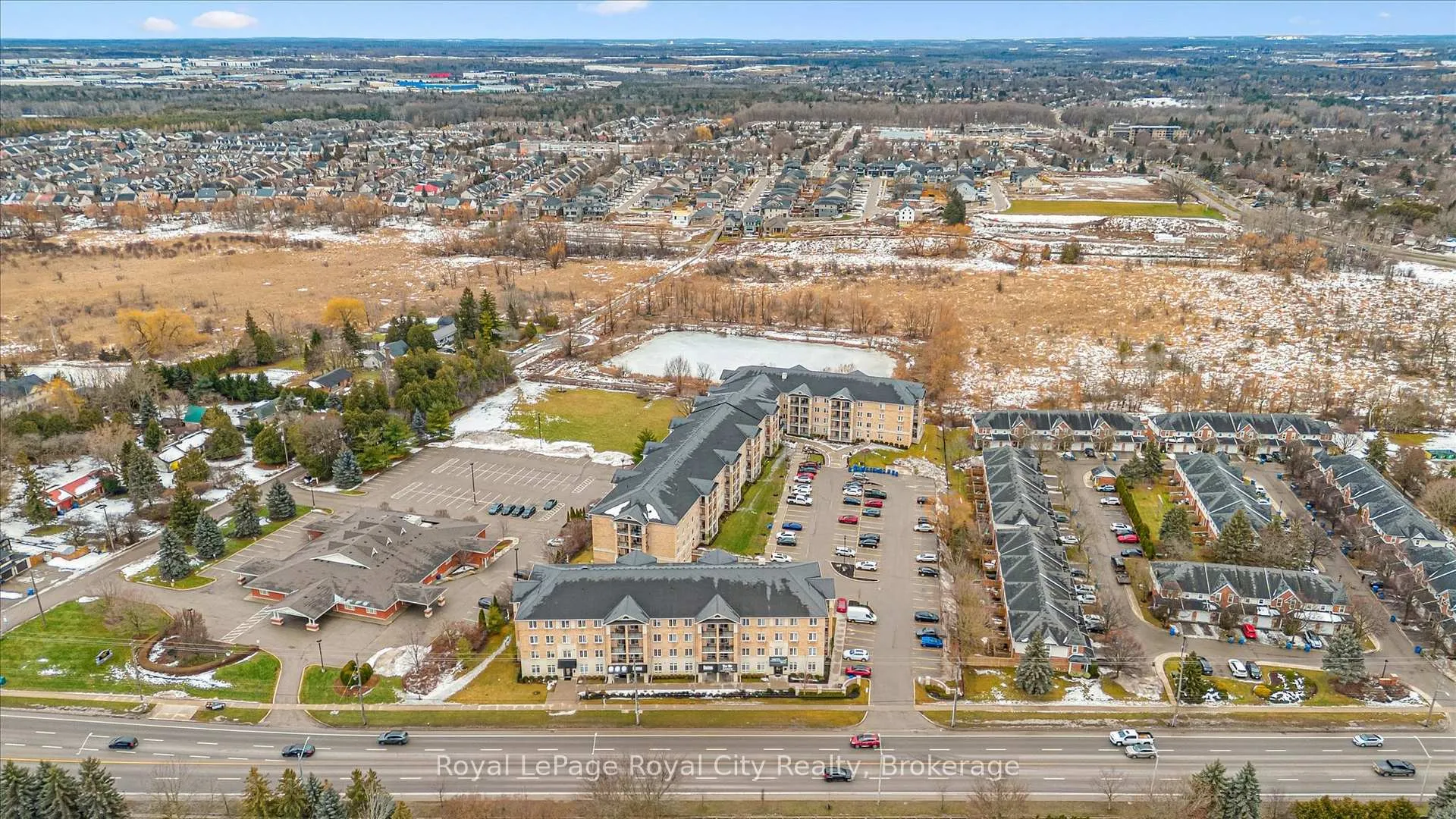 Photo 5 of Unit 429, 1077 Gordon Street, Guelph, Kortright West — HOMEH