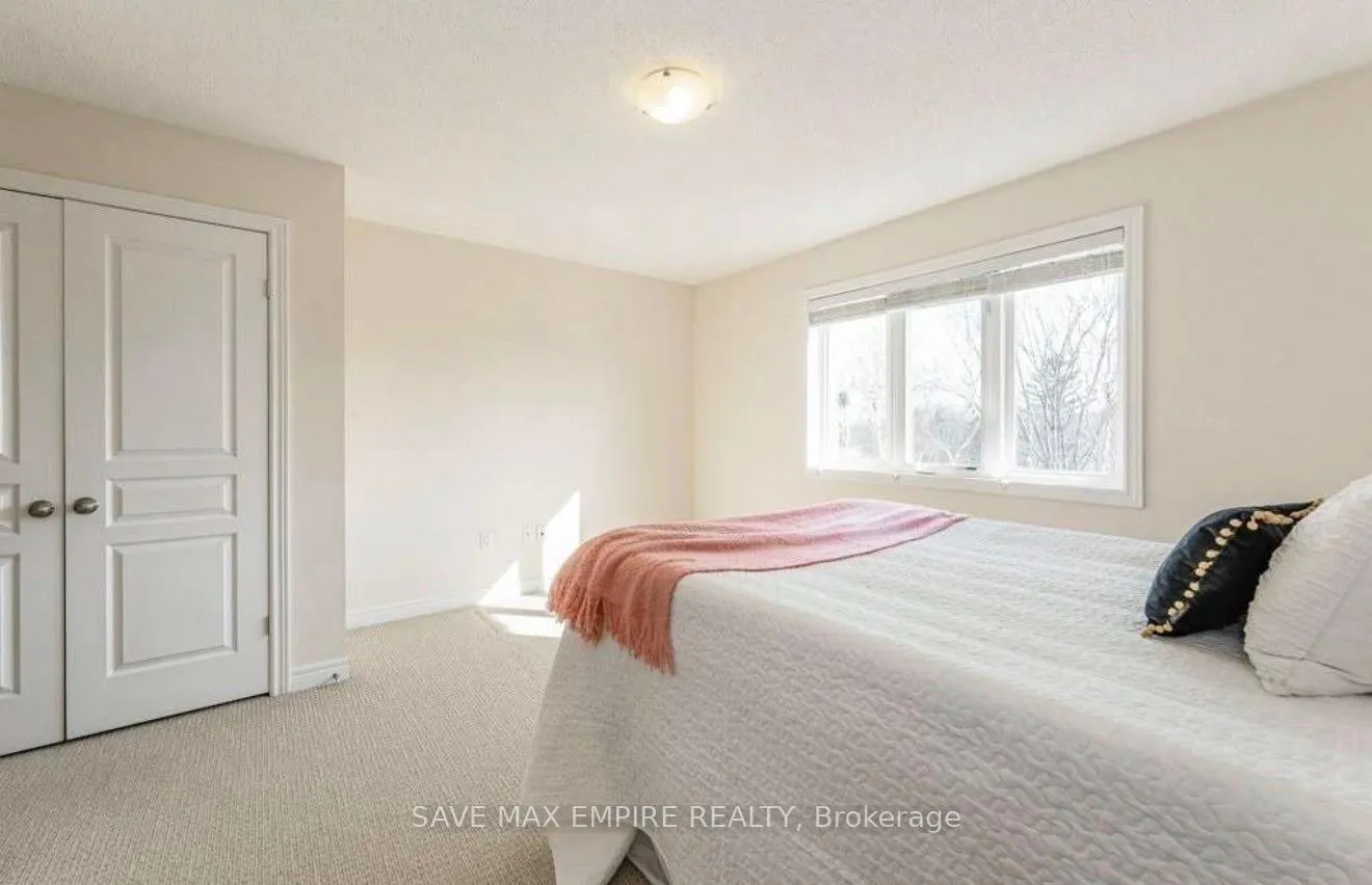 Photo 6 of 4164 Galileo Common, Burlington, Shoreacres — HOMEH