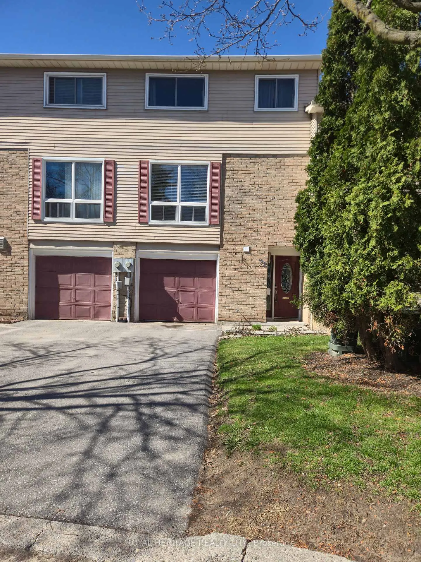 Photo 1 of Unit 92, 1133 Ritson Road N, Oshawa, Centennial — HOMEH