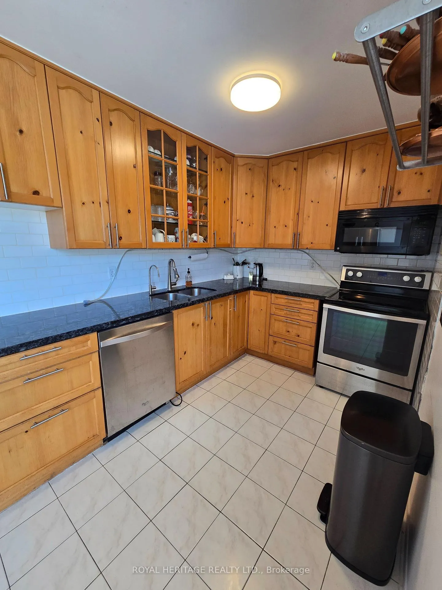 Photo 13 of Unit 92, 1133 Ritson Road N, Oshawa, Centennial — HOMEH