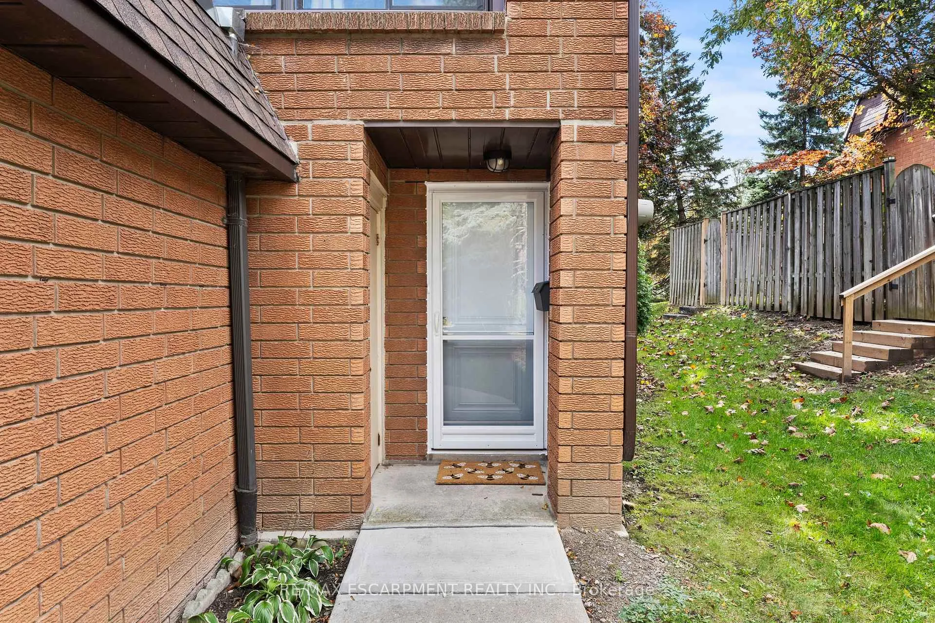 Photo 5 of Unit N1, 444 Stone Church Road W, Hamilton, Gilkson — HOMEH