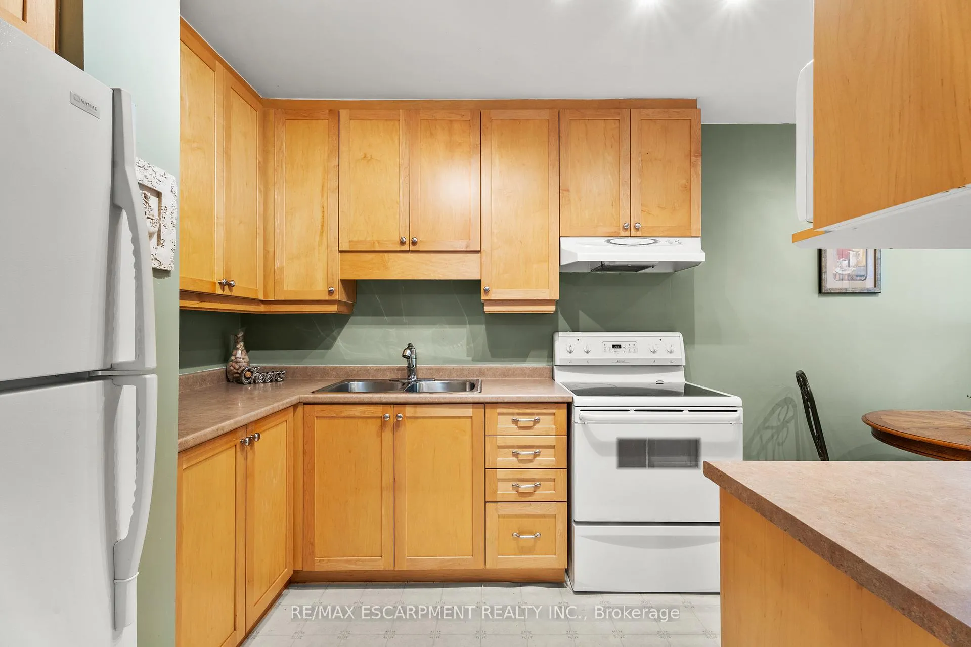 Photo 8 of Unit N1, 444 Stone Church Road W, Hamilton, Gilkson — HOMEH