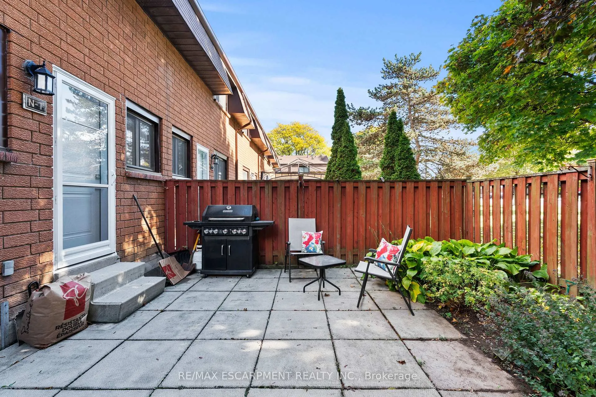 Photo 27 of Unit N1, 444 Stone Church Road W, Hamilton, Gilkson — HOMEH