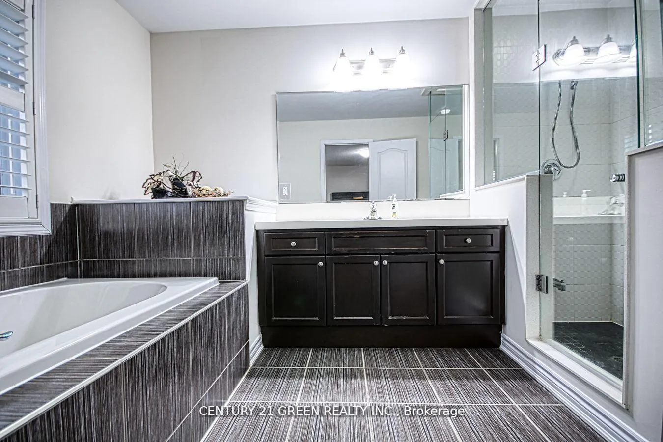 Photo 23 of 13 Killick Road, Brampton, Northwest Brampton — HOMEH