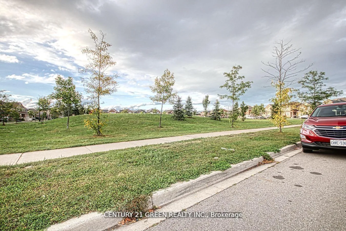 Photo 38 of 13 Killick Road, Brampton, Northwest Brampton — HOMEH