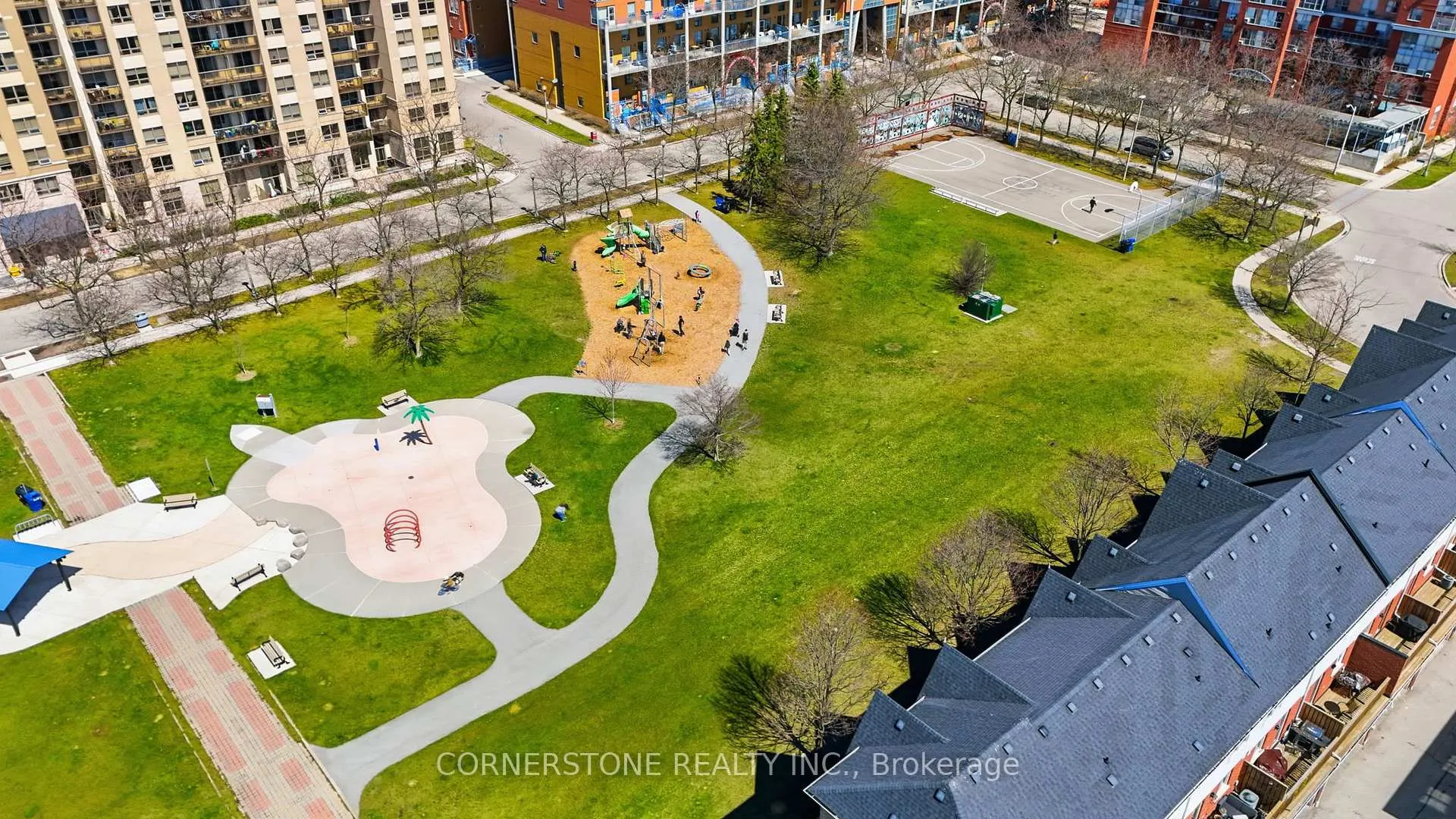 Photo 5 of Unit 209, 4 Elsinore Path, Etobicoke, New Toronto — HOMEH