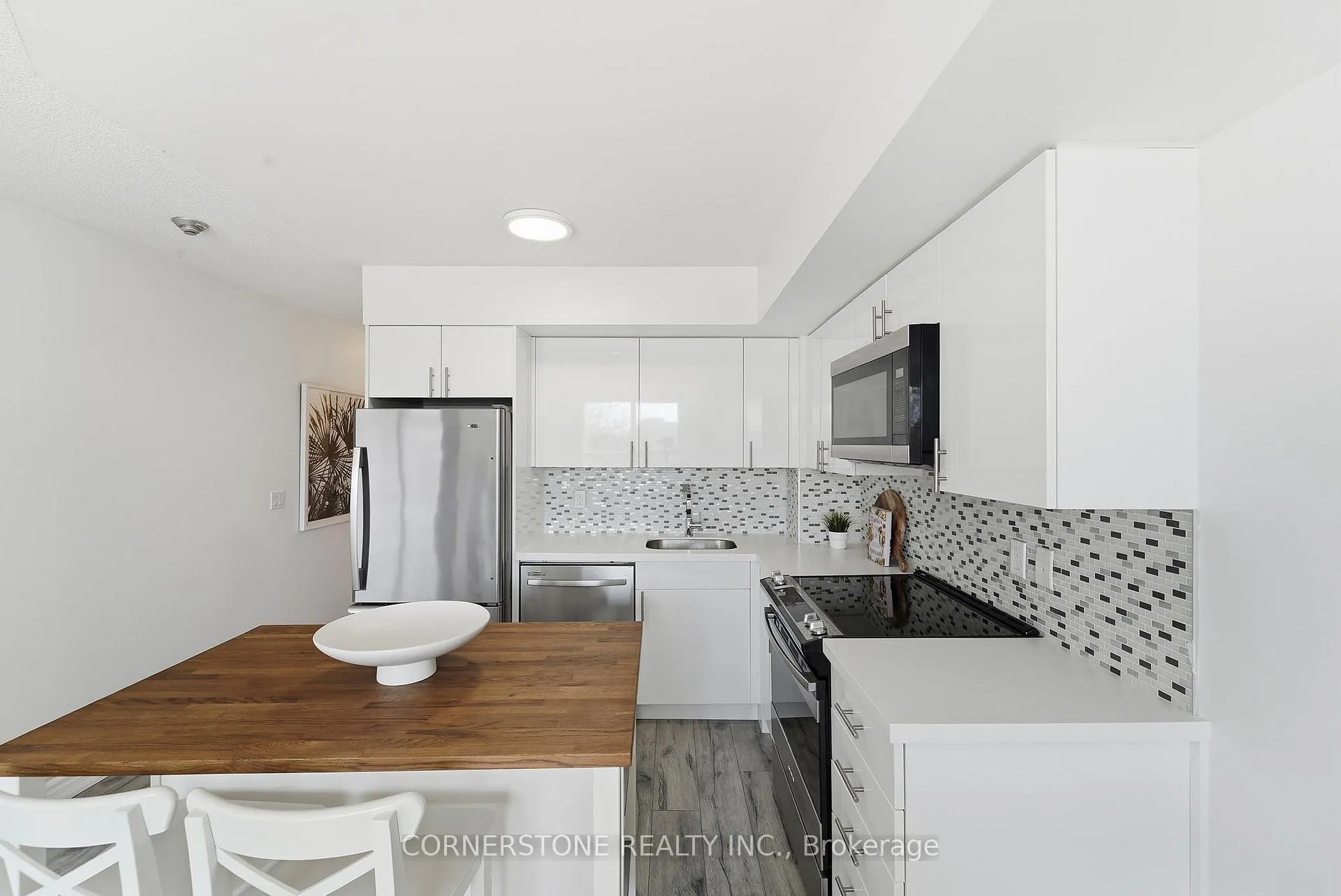 Photo 26 of Unit 209, 4 Elsinore Path, Etobicoke, New Toronto — HOMEH