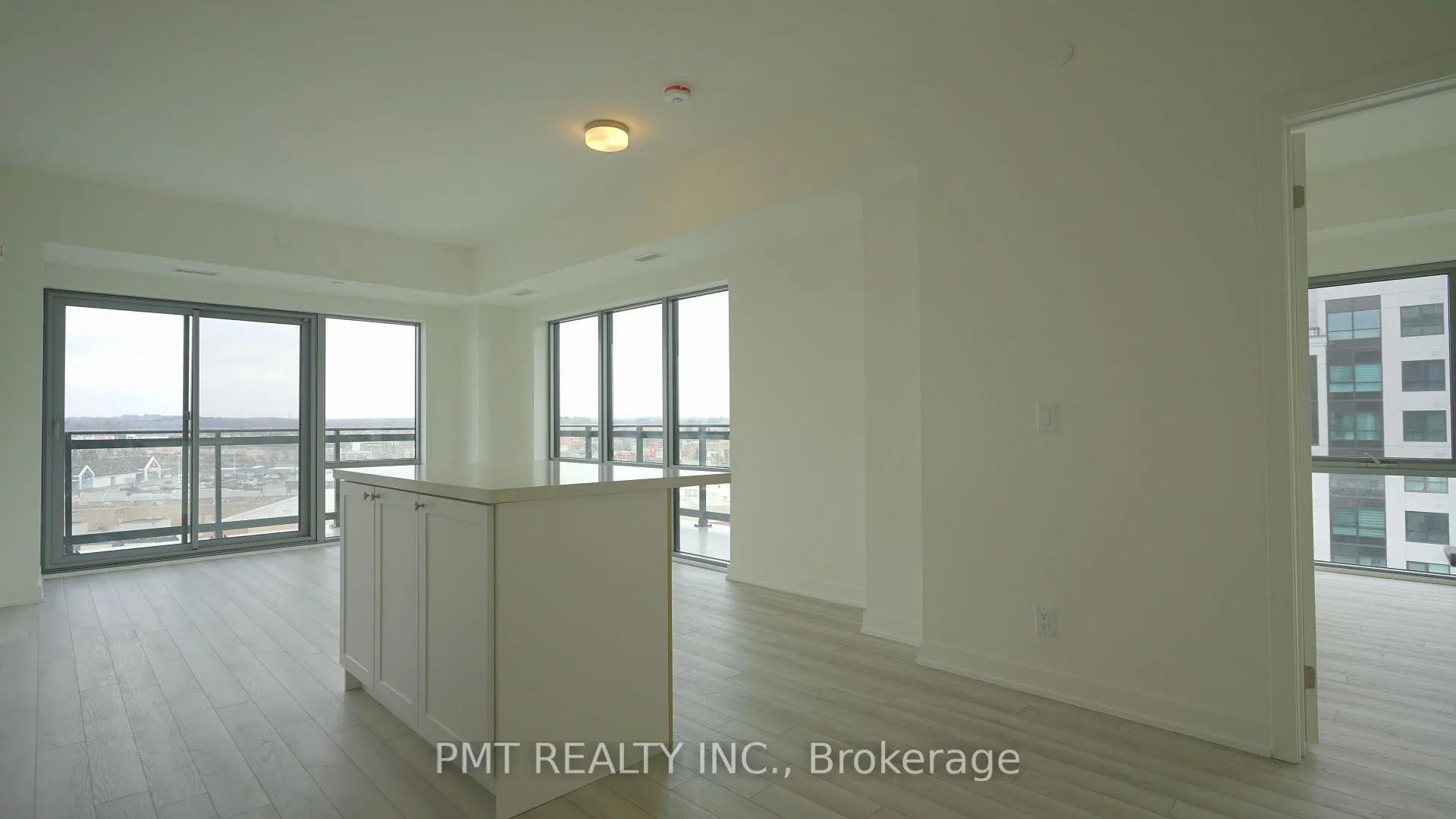 Photo 5 of Unit 1007, 51 Clarington Boulevard, Clarington, Bowmanville — HOMEH
