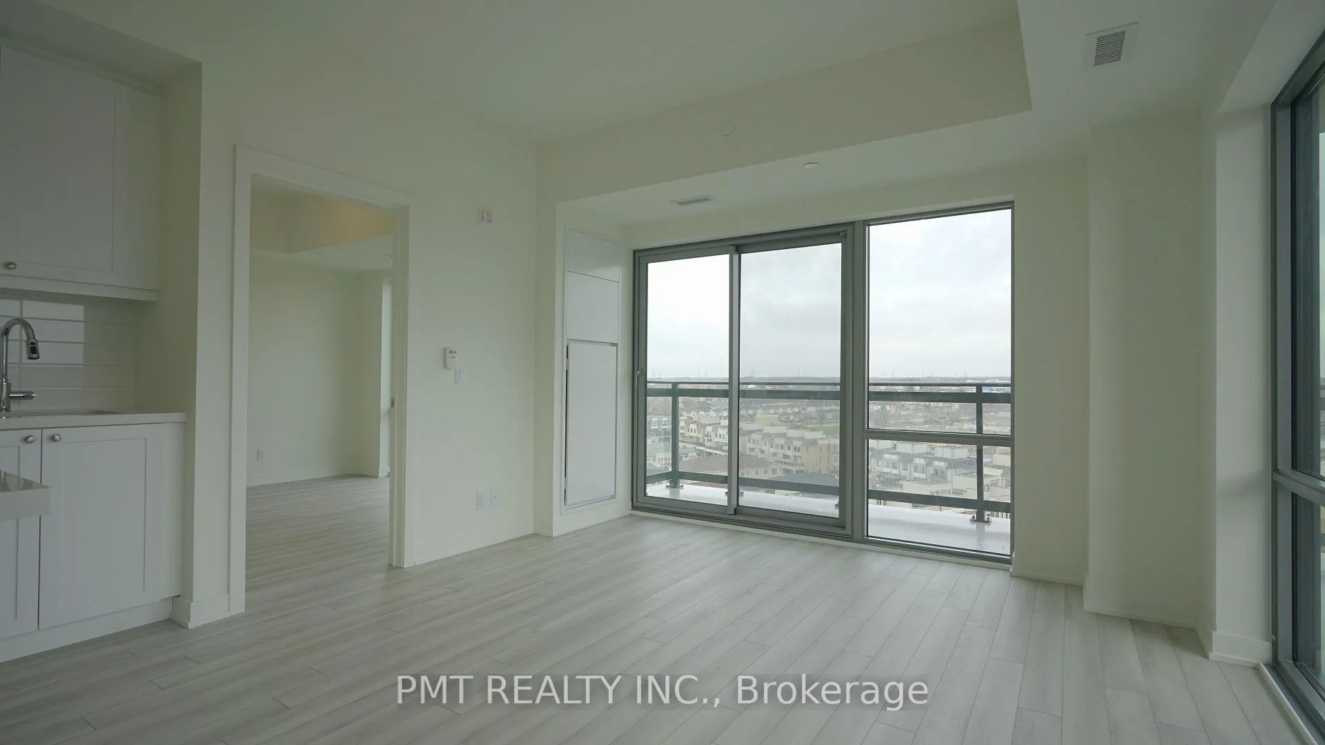 Photo 9 of Unit 1007, 51 Clarington Boulevard, Clarington, Bowmanville — HOMEH