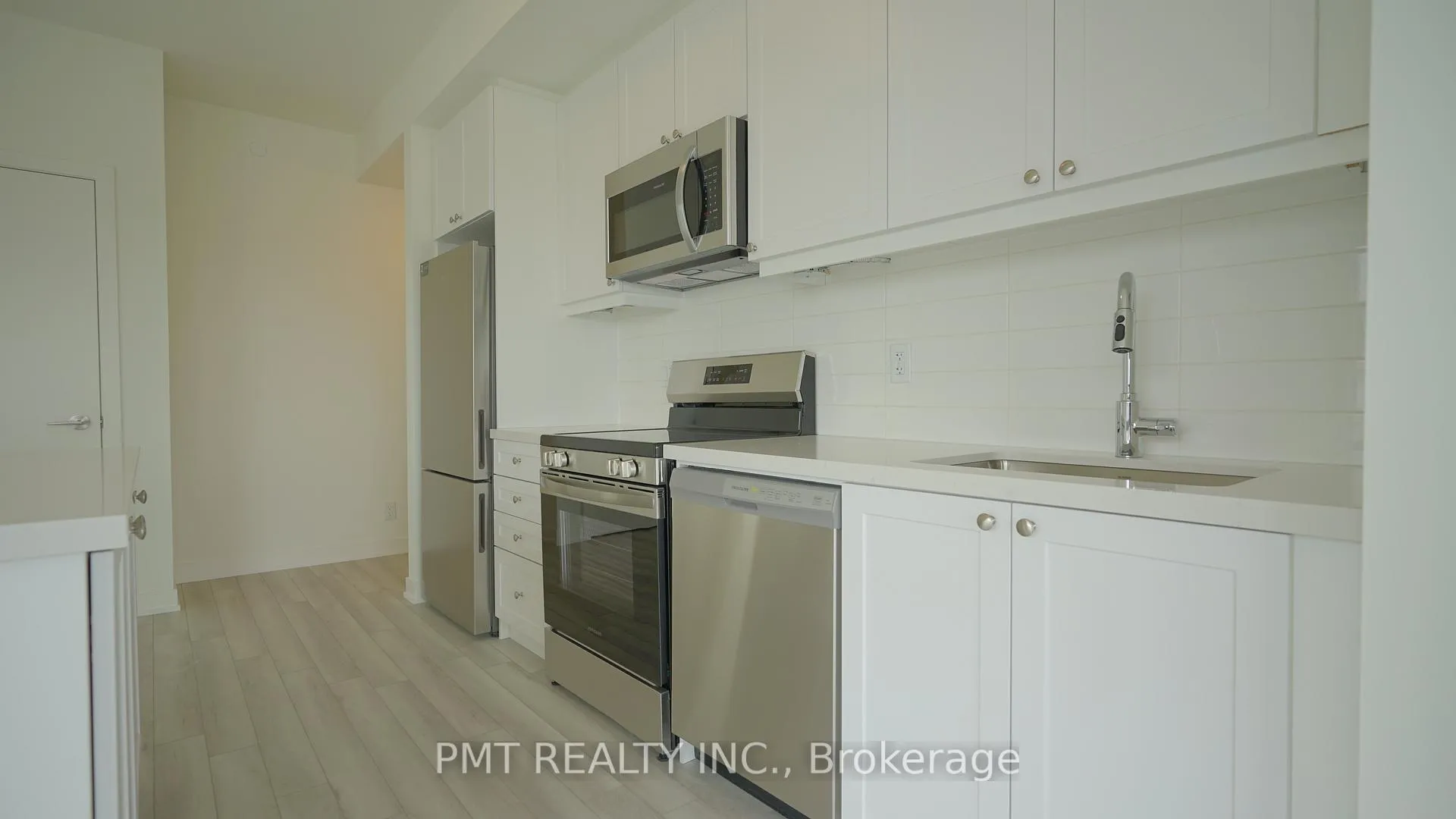 Photo 11 of Unit 1007, 51 Clarington Boulevard, Clarington, Bowmanville — HOMEH