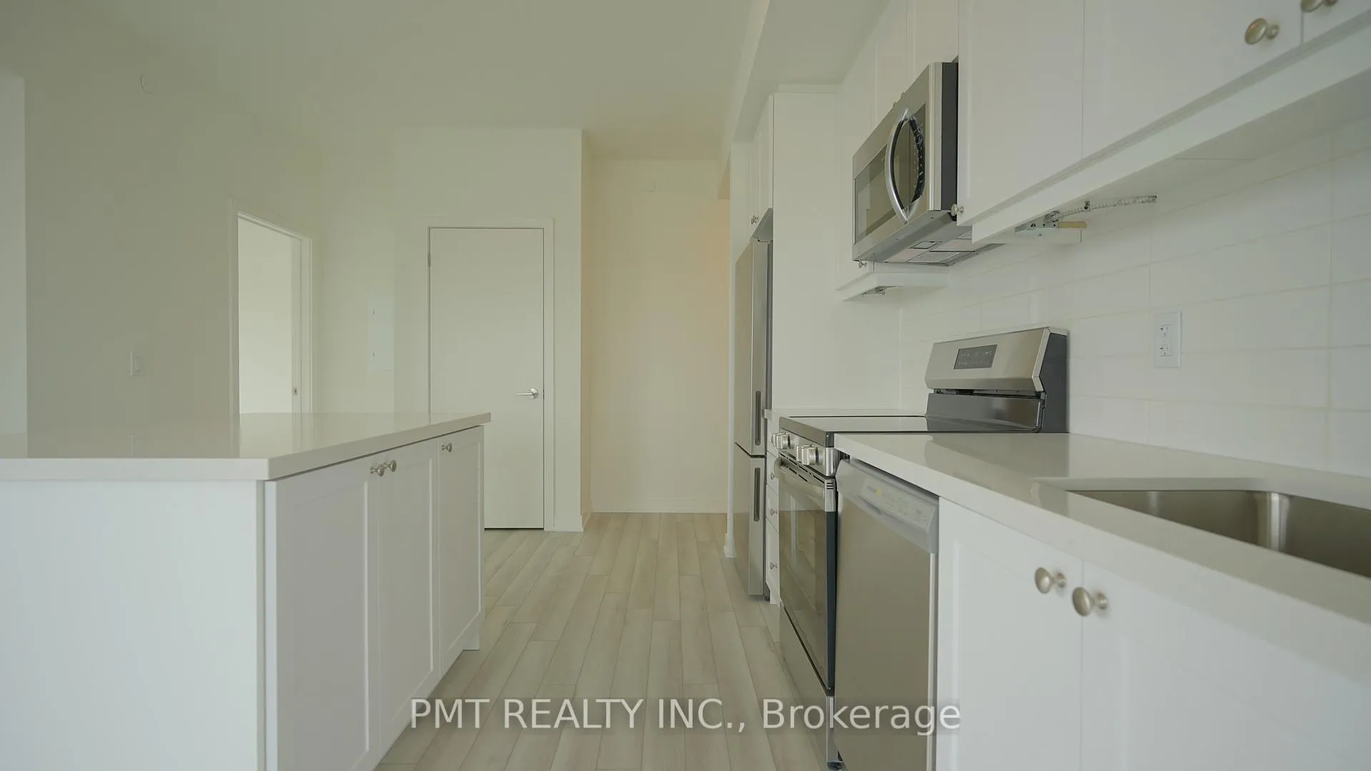 Photo 12 of Unit 1007, 51 Clarington Boulevard, Clarington, Bowmanville — HOMEH