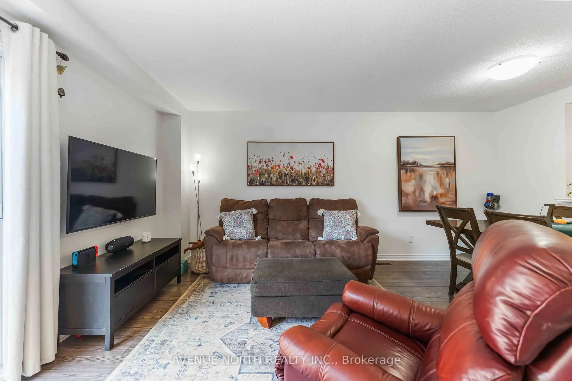 Photo 6 of 1964 Garden Park Lane, Ottawa, Blackburn Hamlet (South) — HOMEH