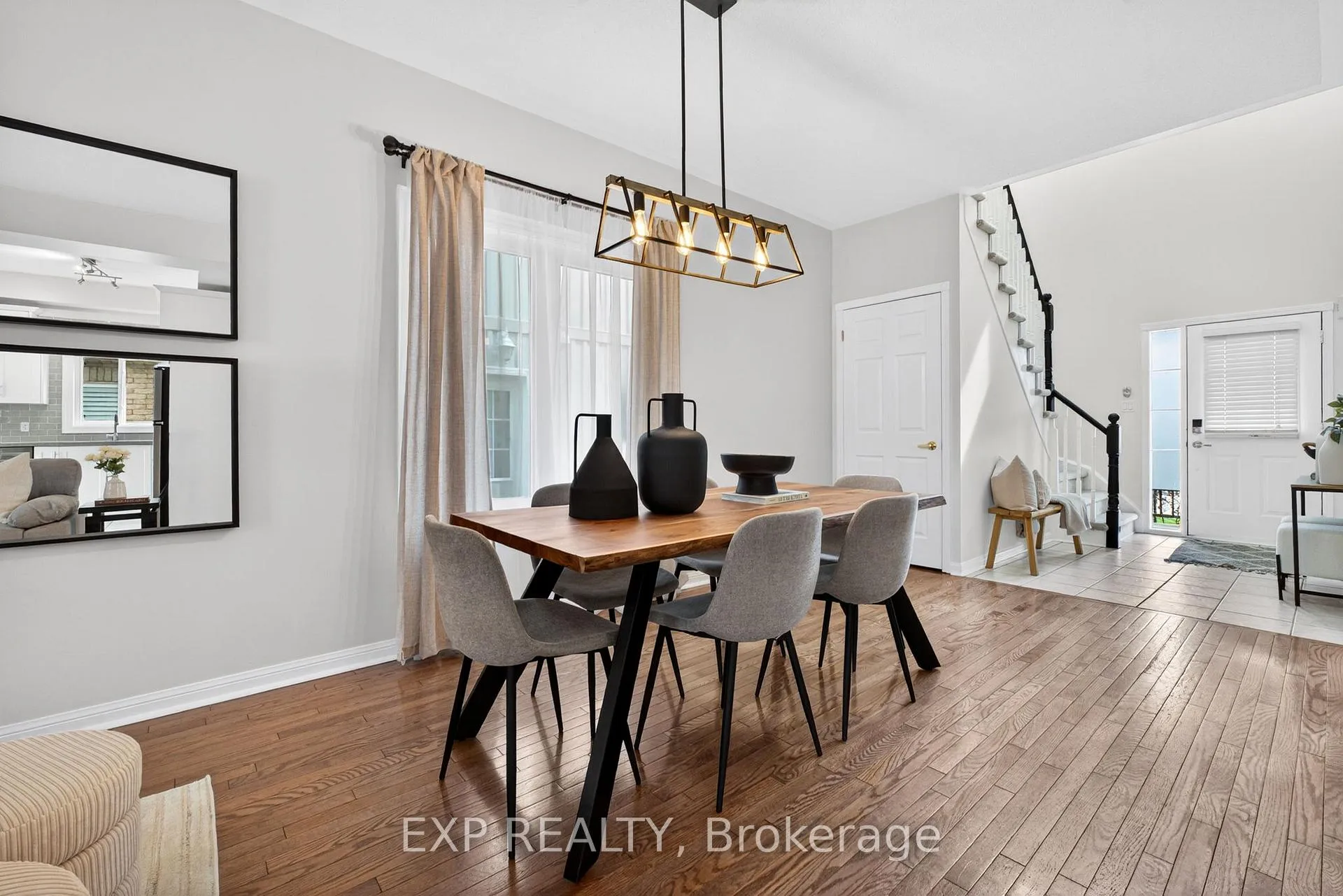 Photo 14 of 808 Greystone Court E, Oshawa, Pinecrest — HOMEH