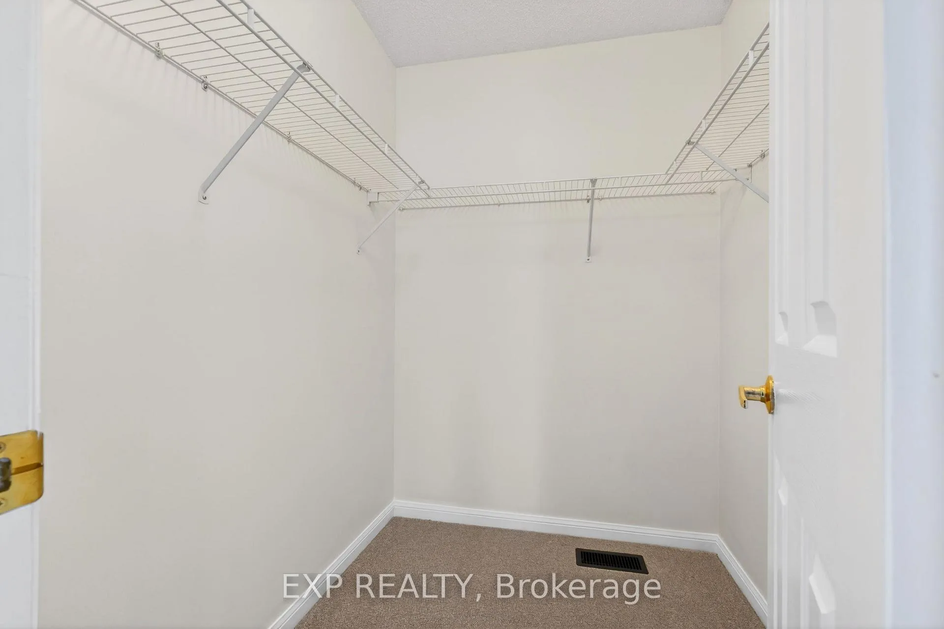 Photo 29 of 808 Greystone Court E, Oshawa, Pinecrest — HOMEH
