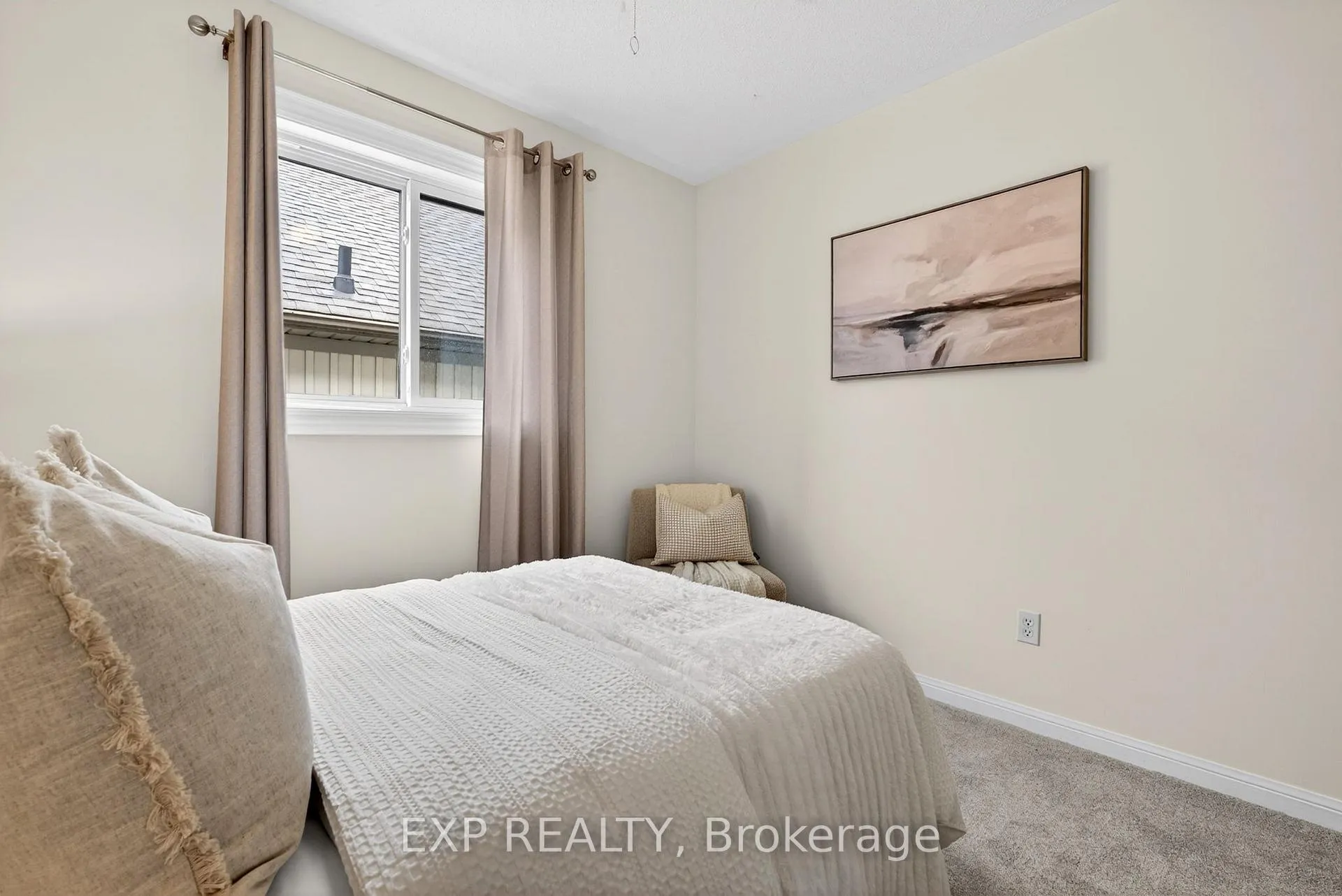 Photo 35 of 808 Greystone Court E, Oshawa, Pinecrest — HOMEH