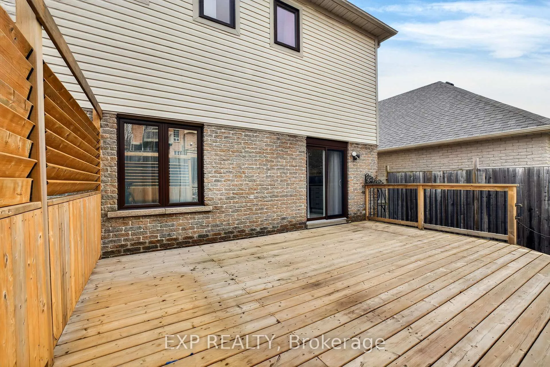 Photo 47 of 808 Greystone Court E, Oshawa, Pinecrest — HOMEH