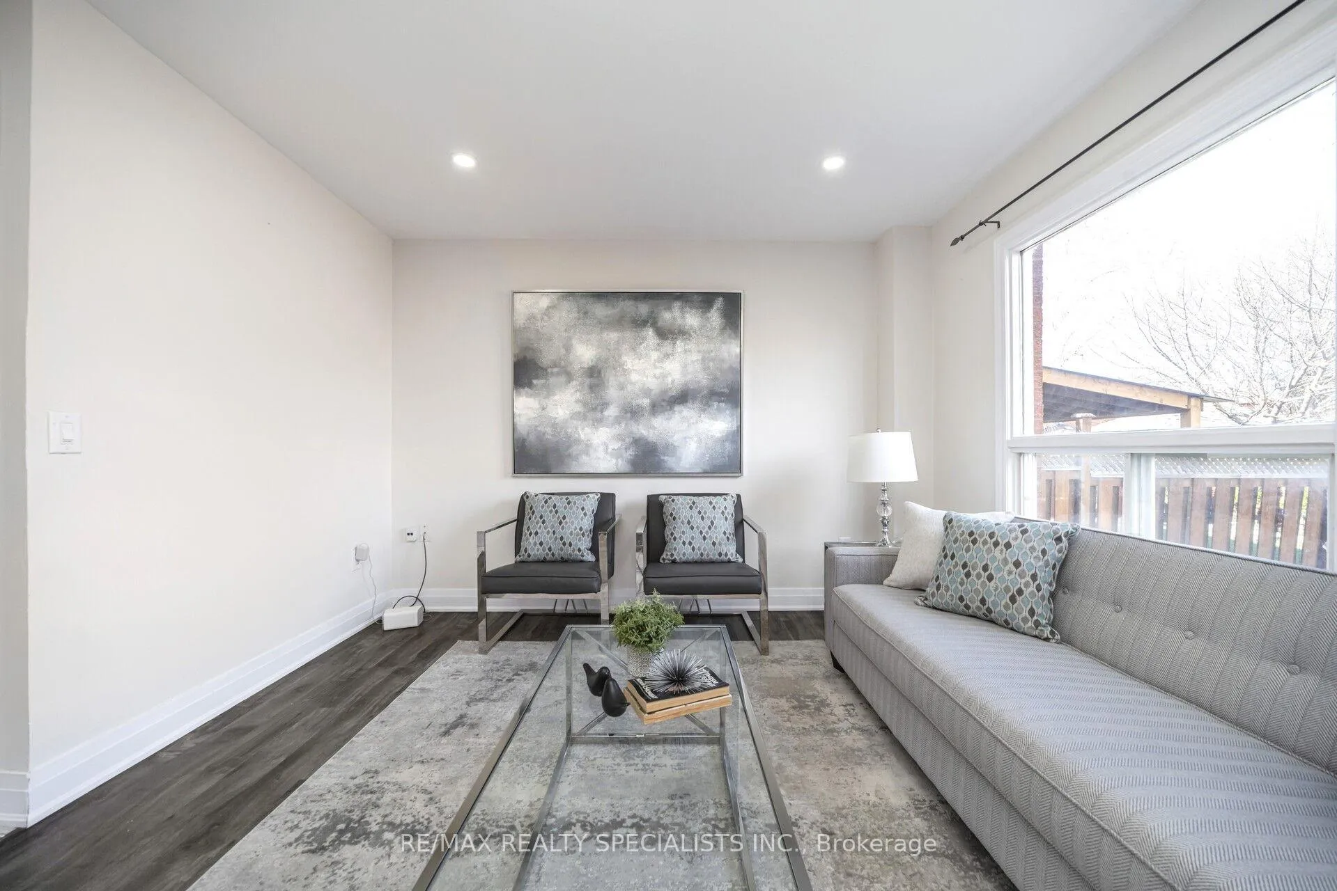 Photo 13 of 9 Wayne Nicol Drive, Brampton, Northwood Park — HOMEH