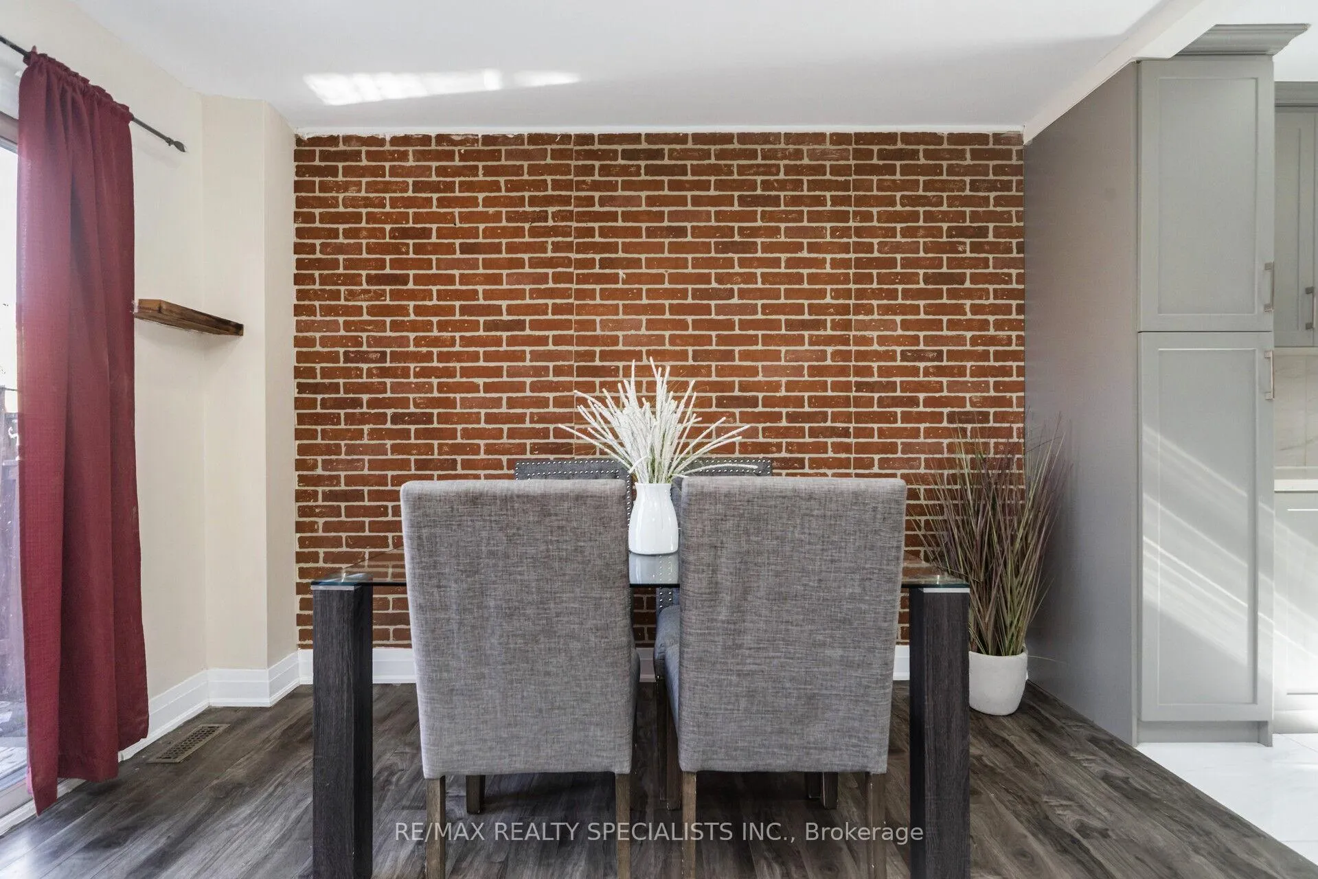 Photo 16 of 9 Wayne Nicol Drive, Brampton, Northwood Park — HOMEH