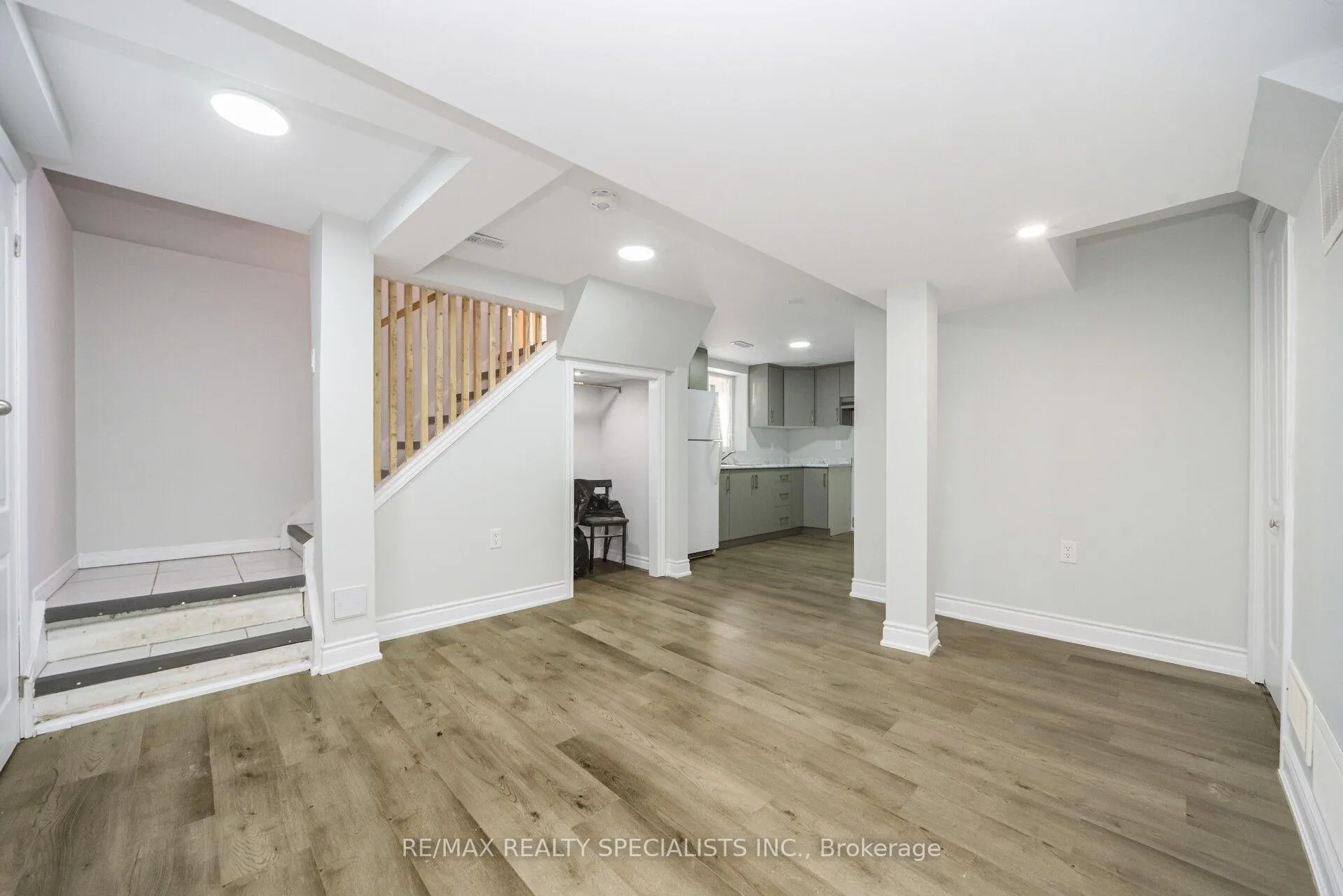 Photo 36 of 9 Wayne Nicol Drive, Brampton, Northwood Park — HOMEH