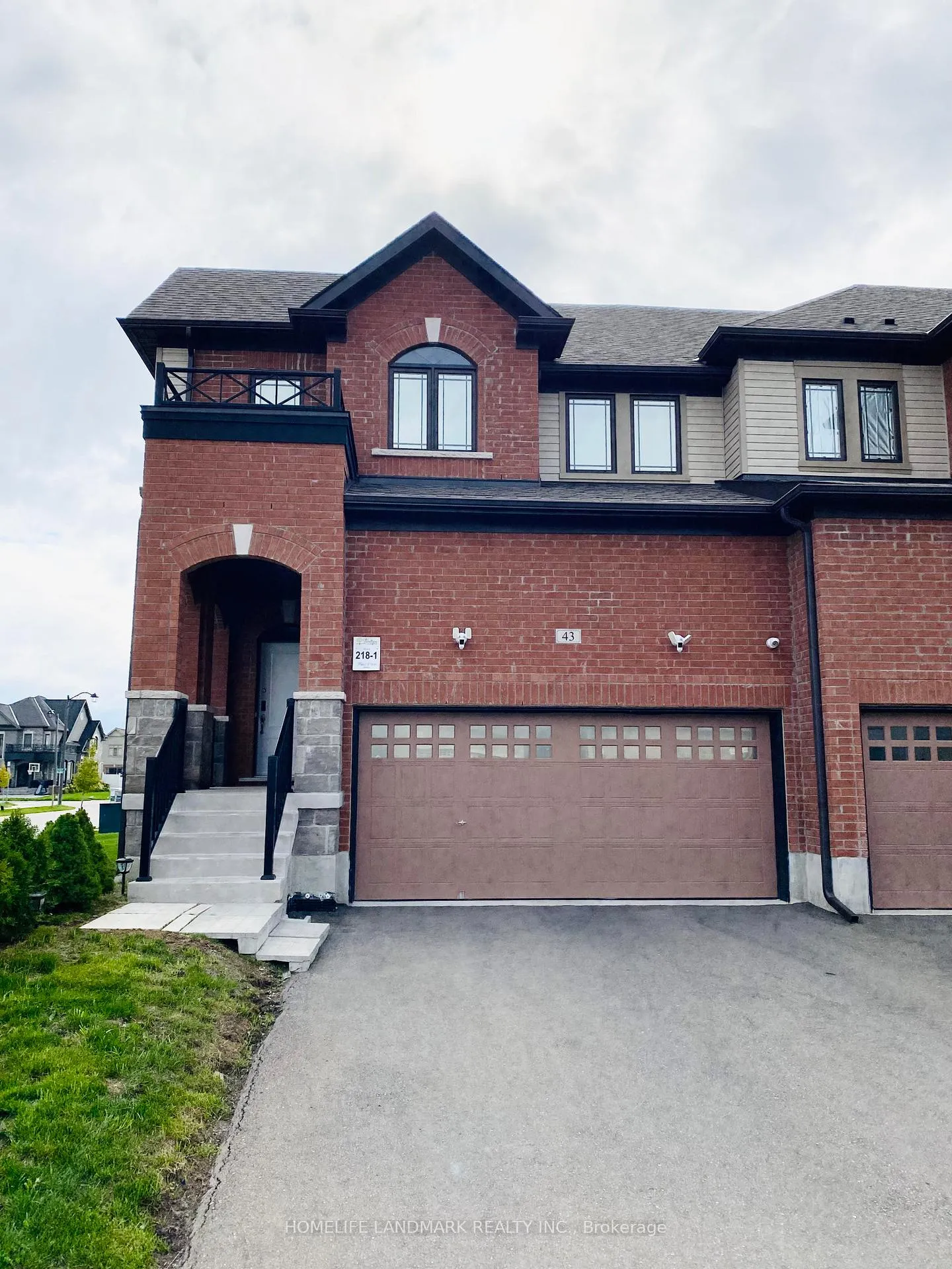 Photo 2 of 43 Lorne Thomas Place Lorne Thomas Place, New Tecumseth, Rural New Tecumseth — HOMEH