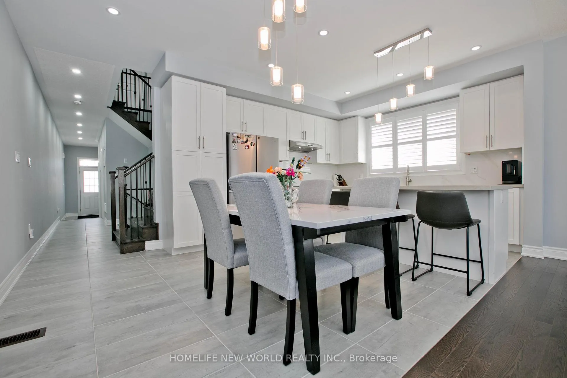 Photo 4 of 42 Ryler Way, Markham, Cedarwood — HOMEH