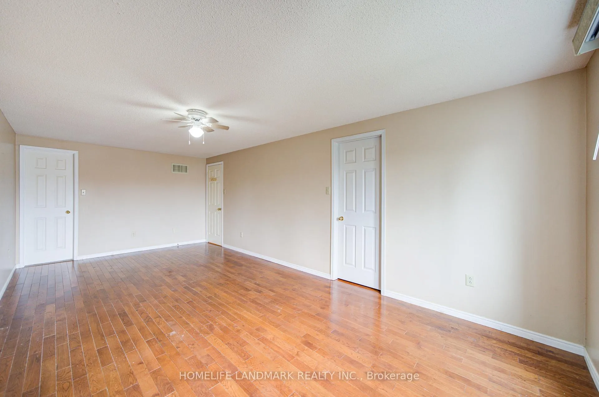 Photo 17 of 9 Duggan Drive, Brampton, Fletcher's West — HOMEH