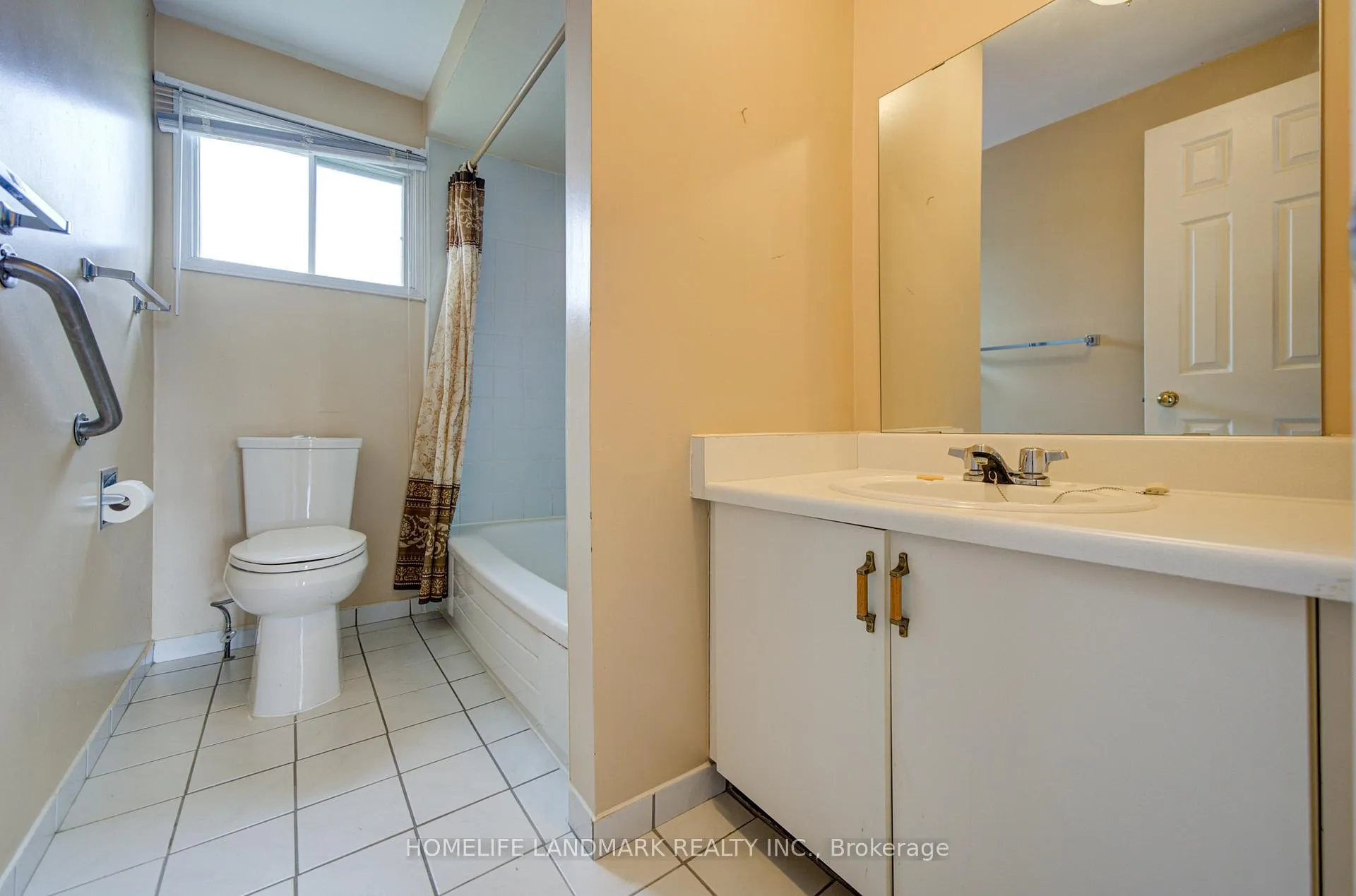 Photo 20 of 9 Duggan Drive, Brampton, Fletcher's West — HOMEH