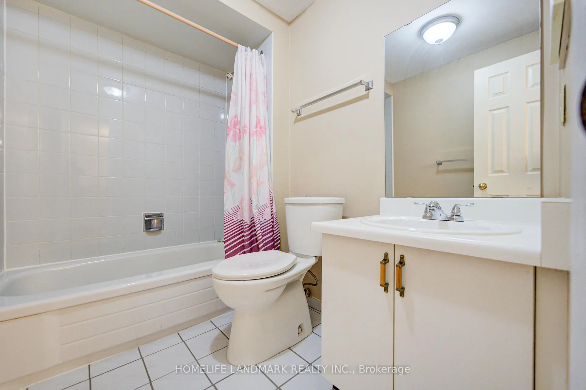 Photo 21 of 9 Duggan Drive, Brampton, Fletcher's West — HOMEH