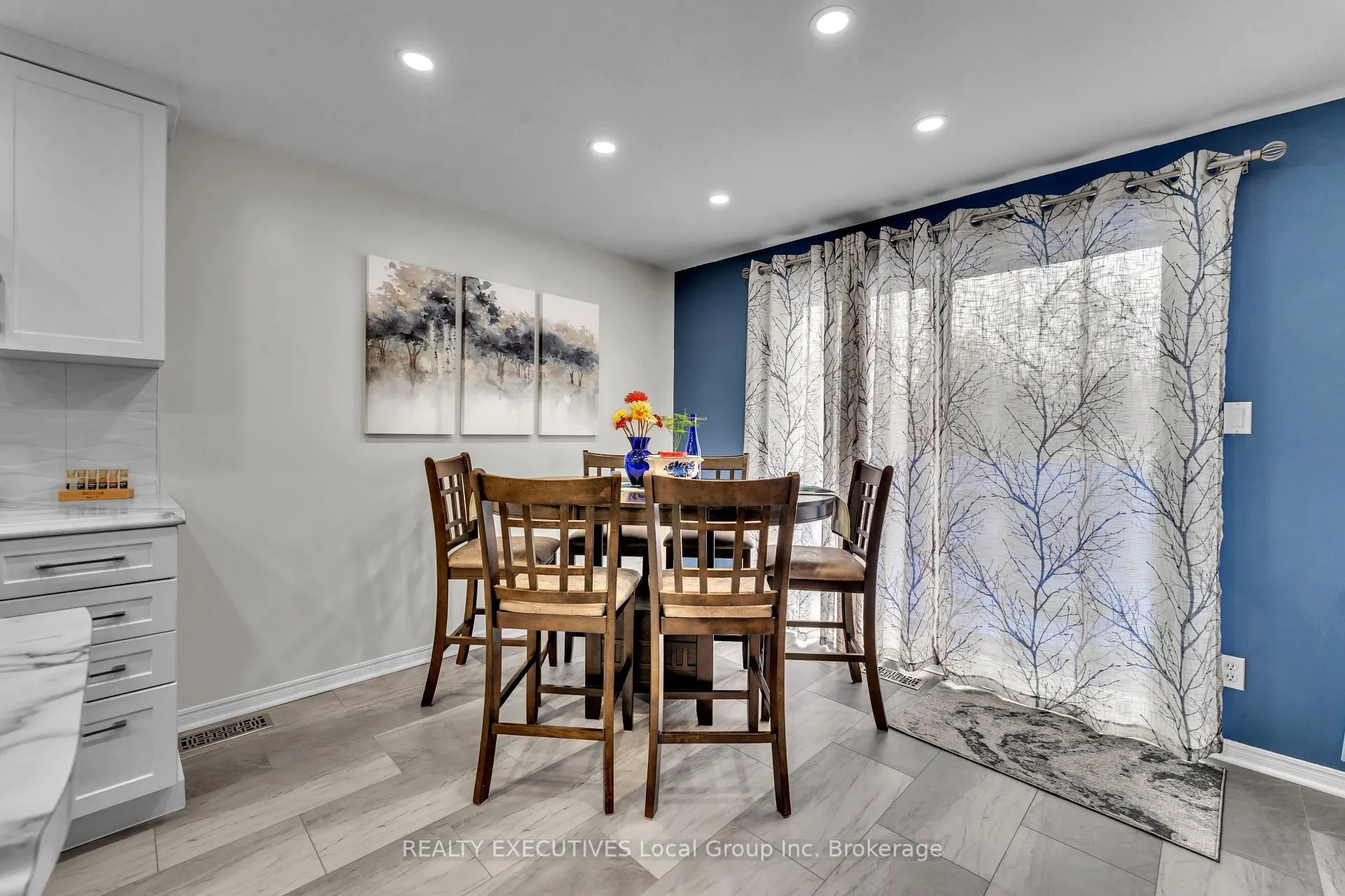 Photo 8 of 670 Tackaberry Drive, North Bay, West End — HOMEH
