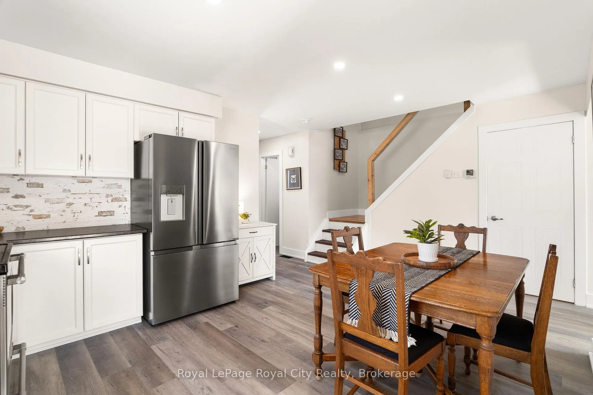 Photo 13 of 22 Thompson Drive, Guelph, Grange Road — HOMEH