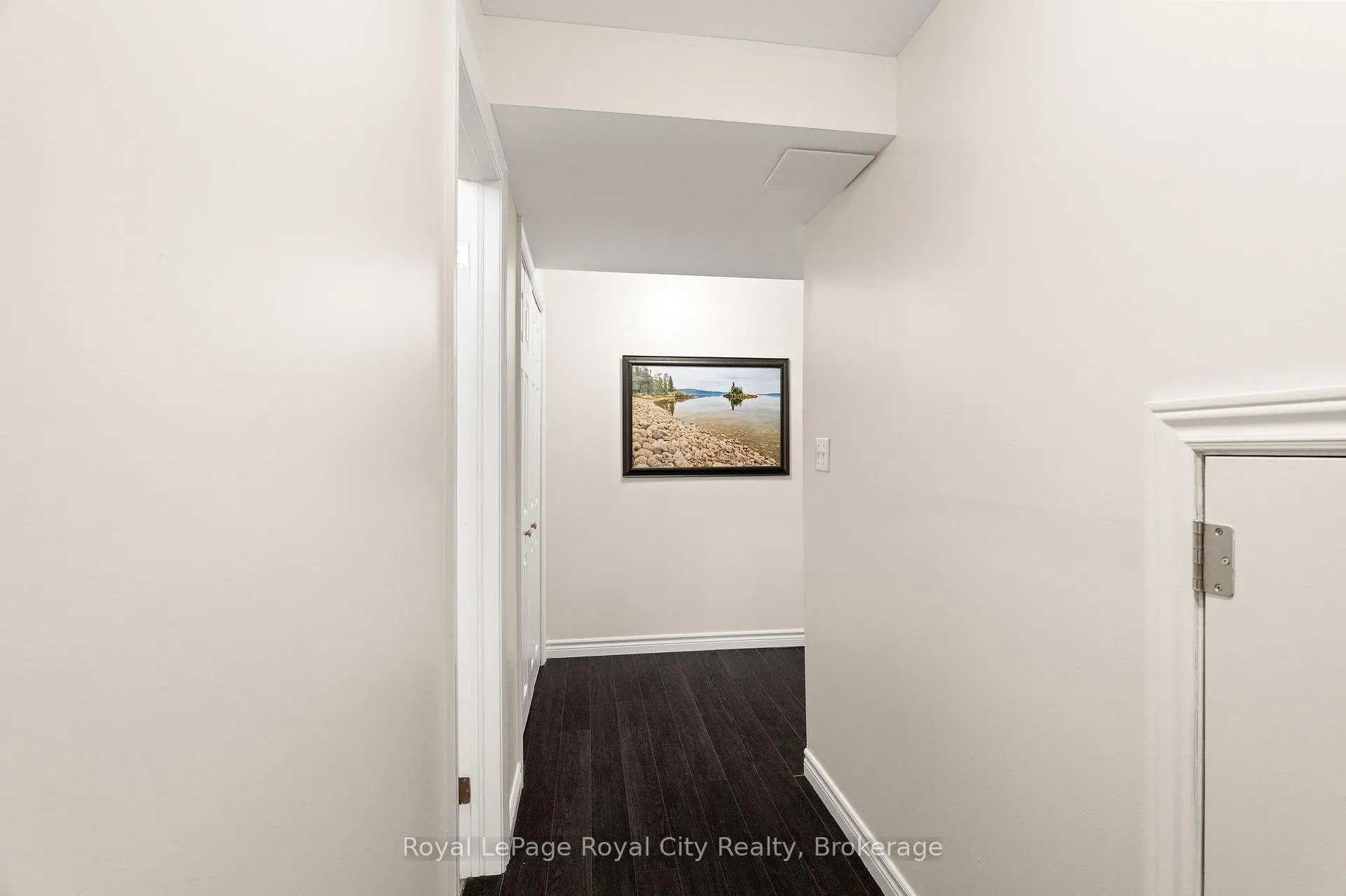Photo 29 of 22 Thompson Drive, Guelph, Grange Road — HOMEH