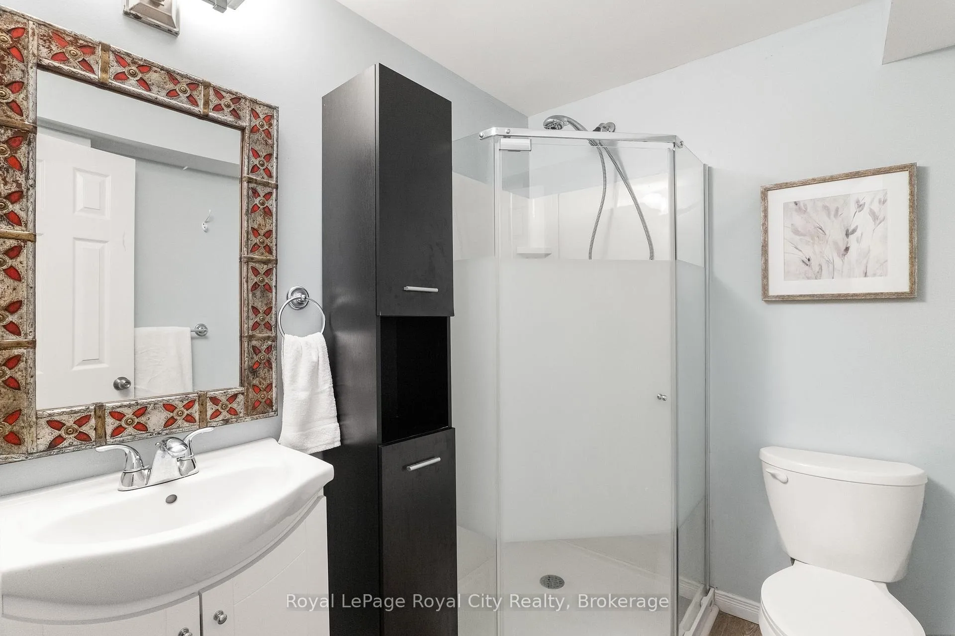 Photo 30 of 22 Thompson Drive, Guelph, Grange Road — HOMEH