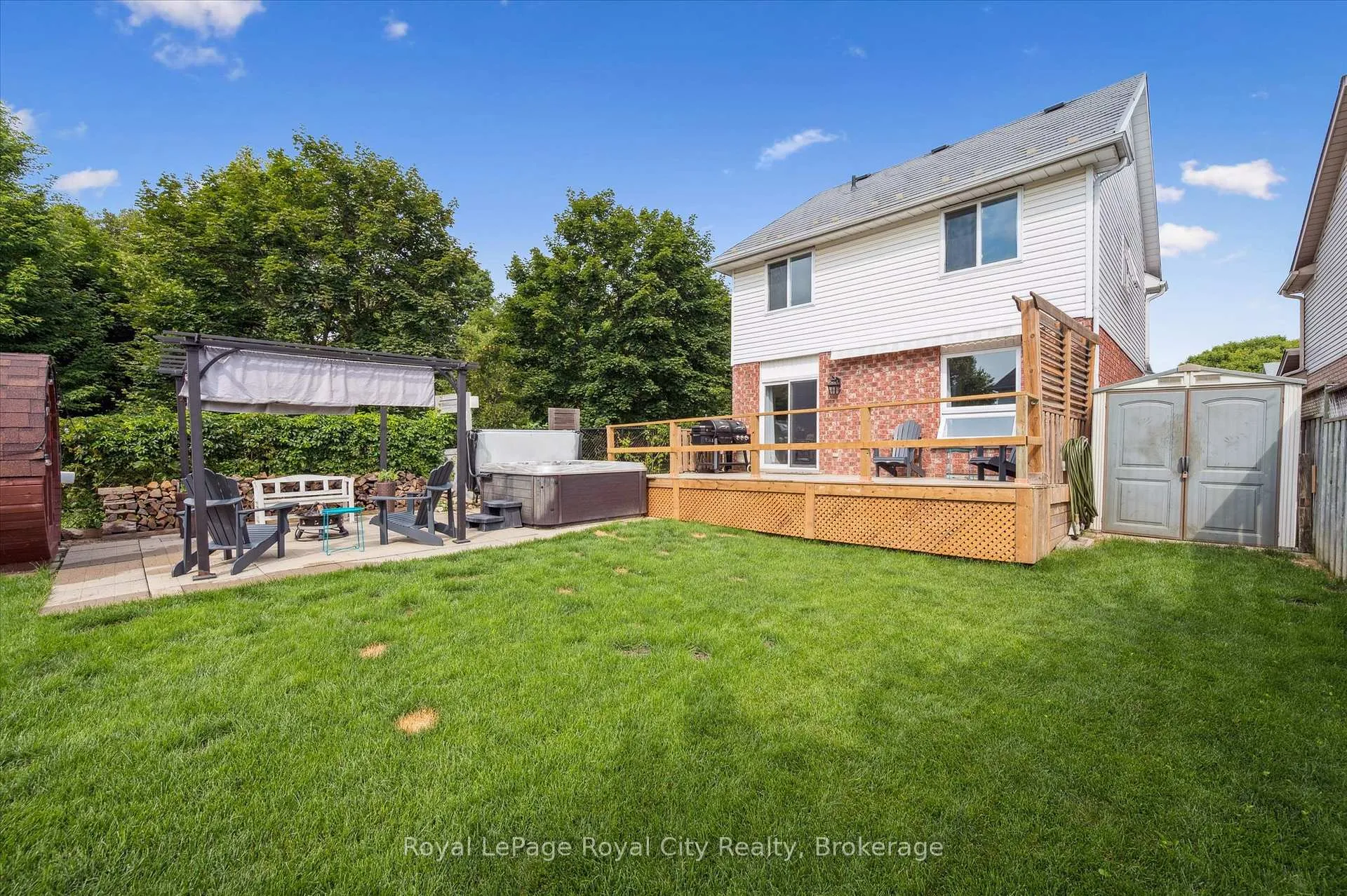 Photo 34 of 22 Thompson Drive, Guelph, Grange Road — HOMEH