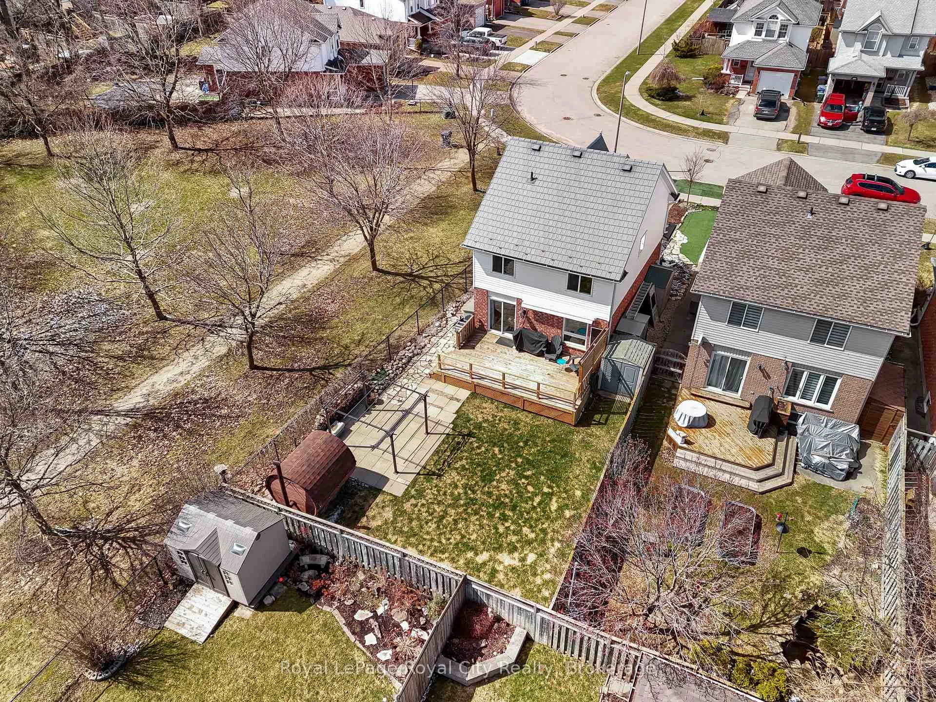 Photo 37 of 22 Thompson Drive, Guelph, Grange Road — HOMEH