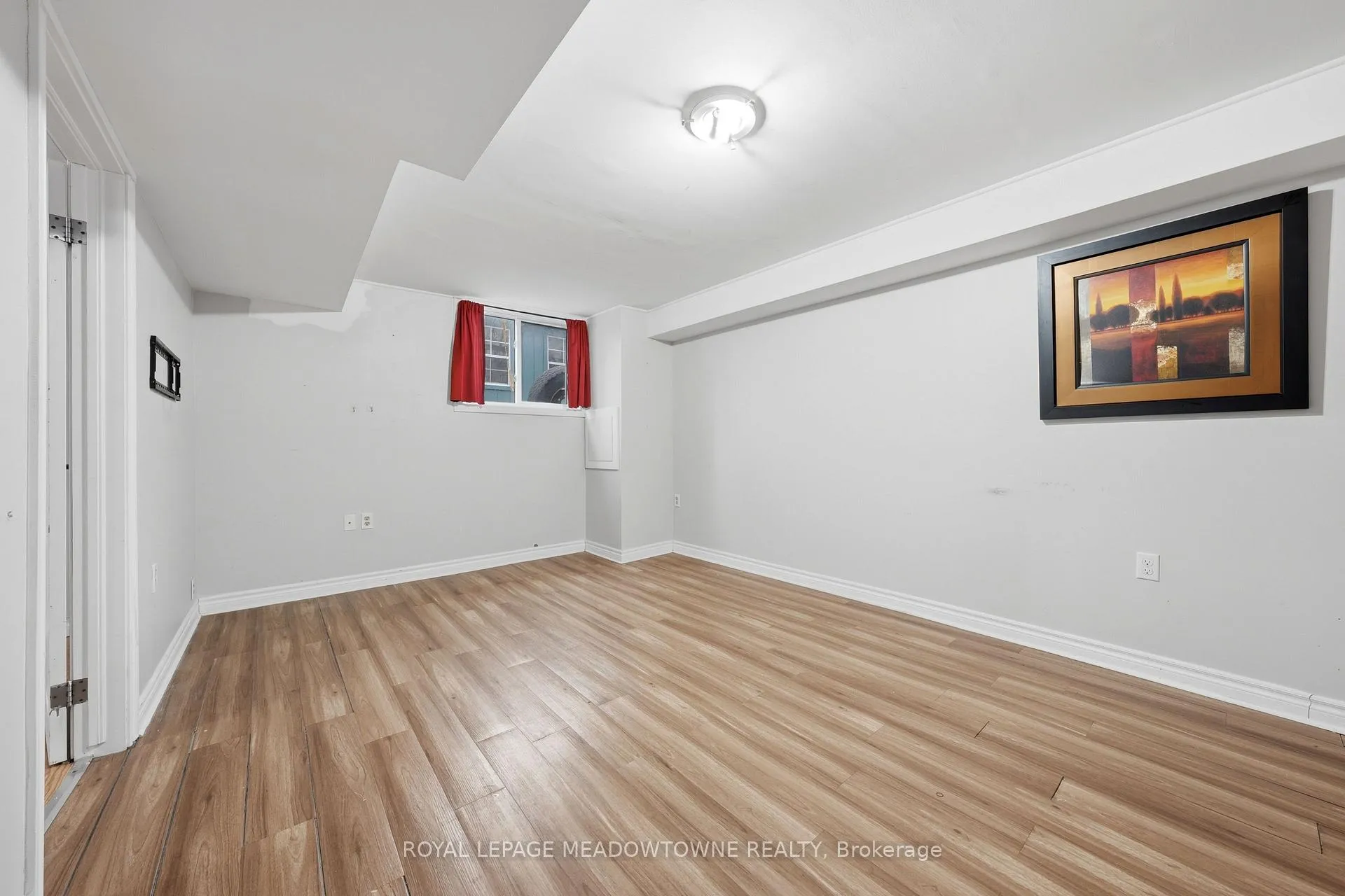Photo 11 of Unit Lower, 545 Hill Street E, Centre Wellington, Fergus — HOMEH