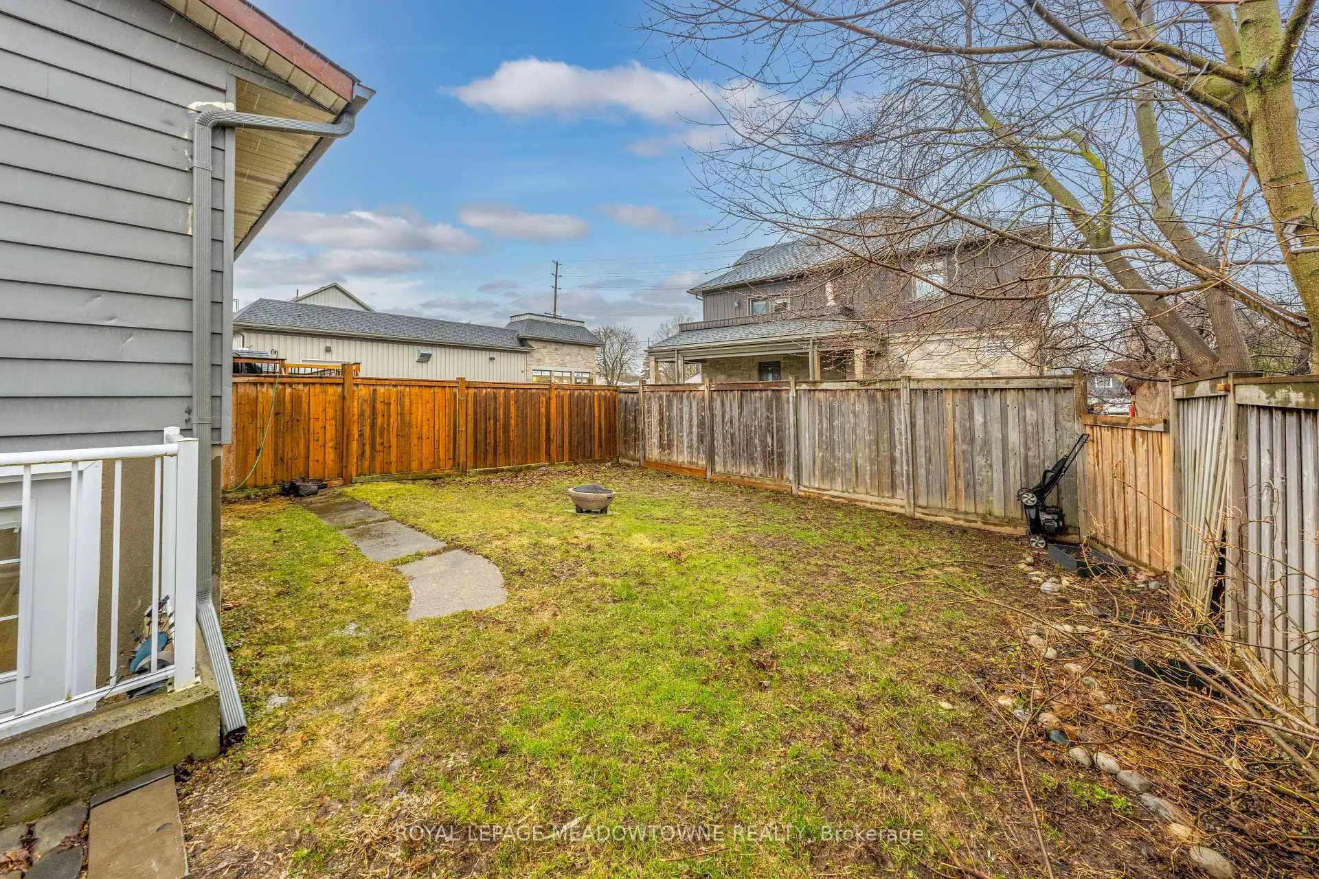 Photo 18 of Unit Lower, 545 Hill Street E, Centre Wellington, Fergus — HOMEH