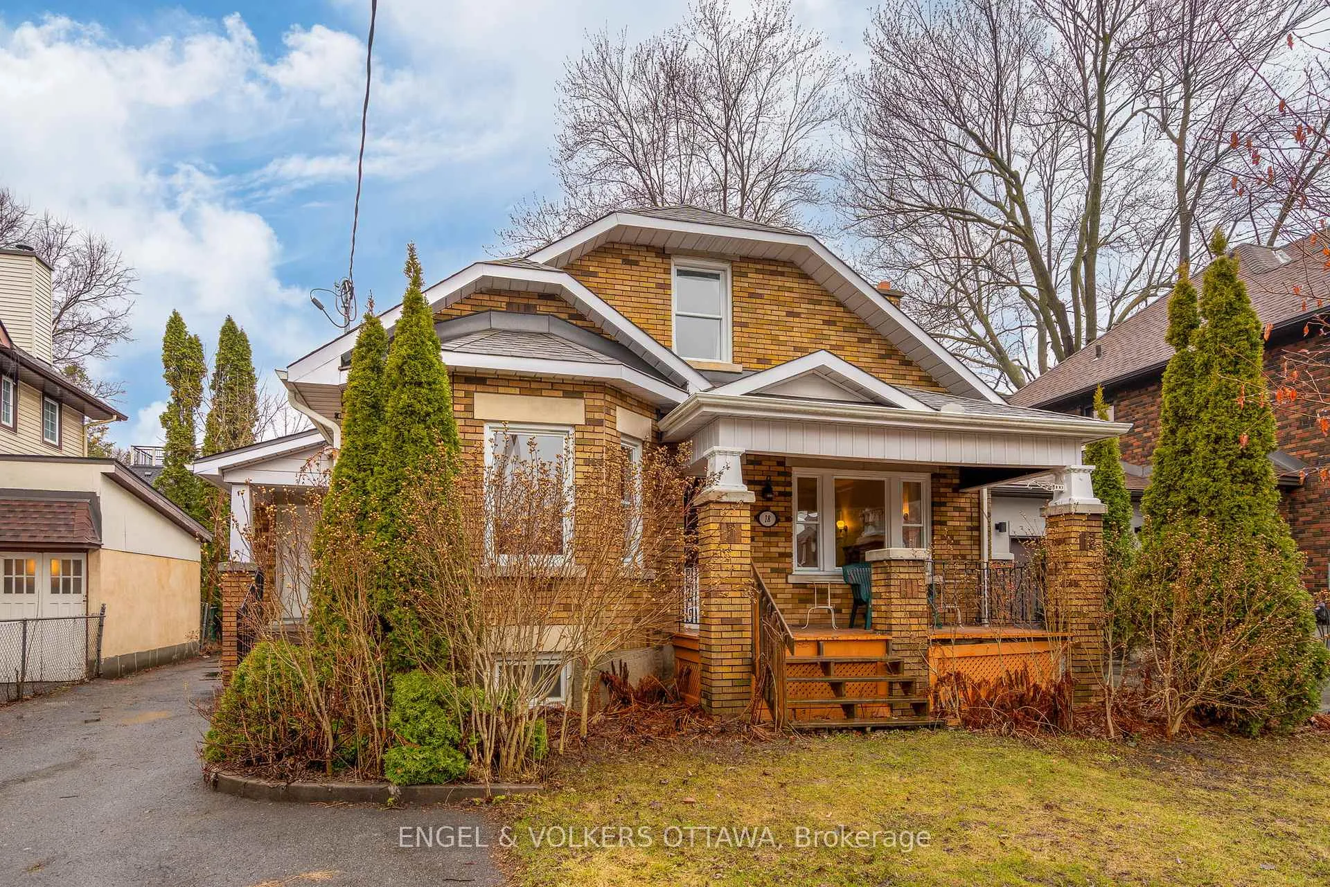 Front of 18 Clarendon Avenue