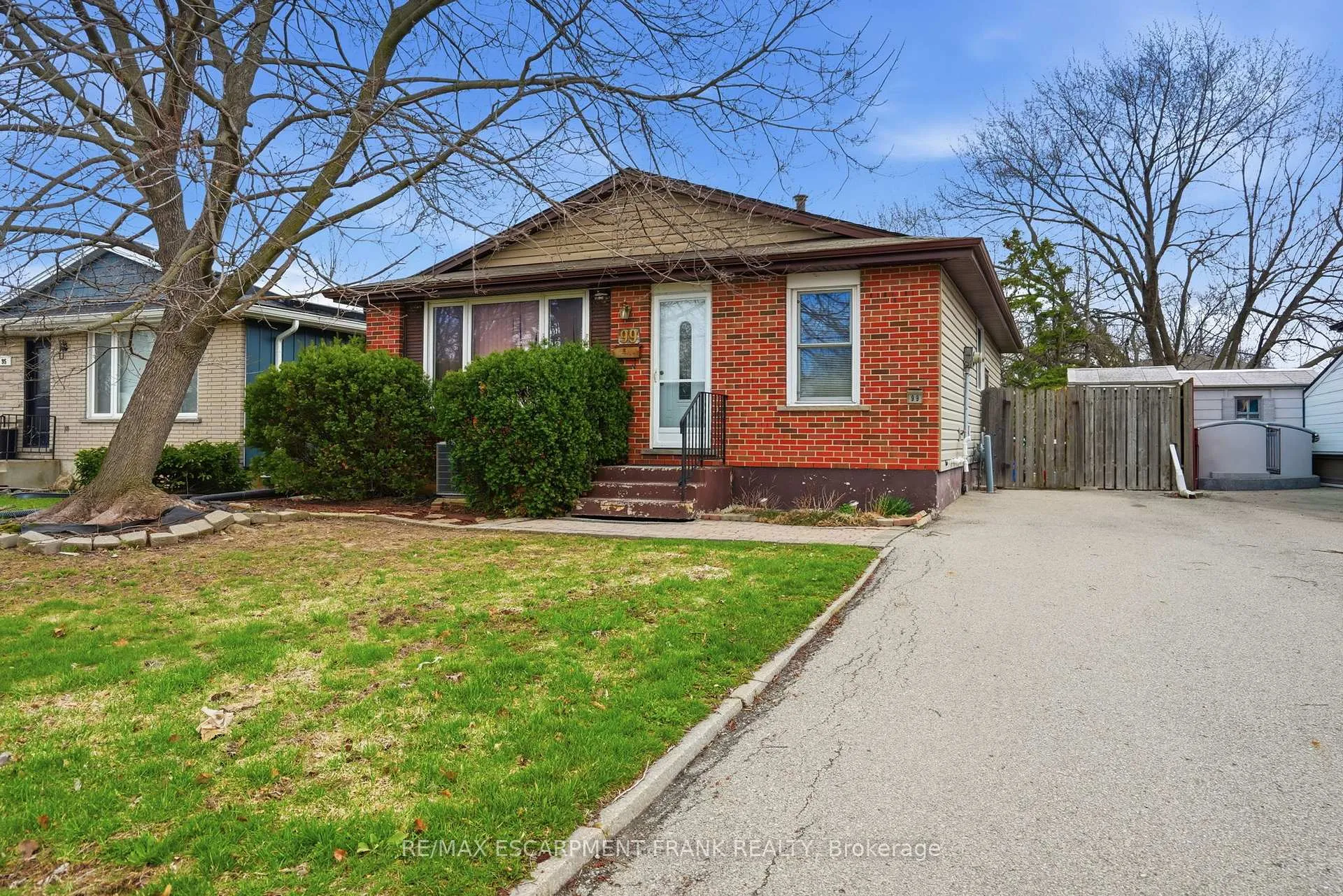 Photo 2 of 99 Palmer Road, Hamilton, Berrisfield — HOMEH