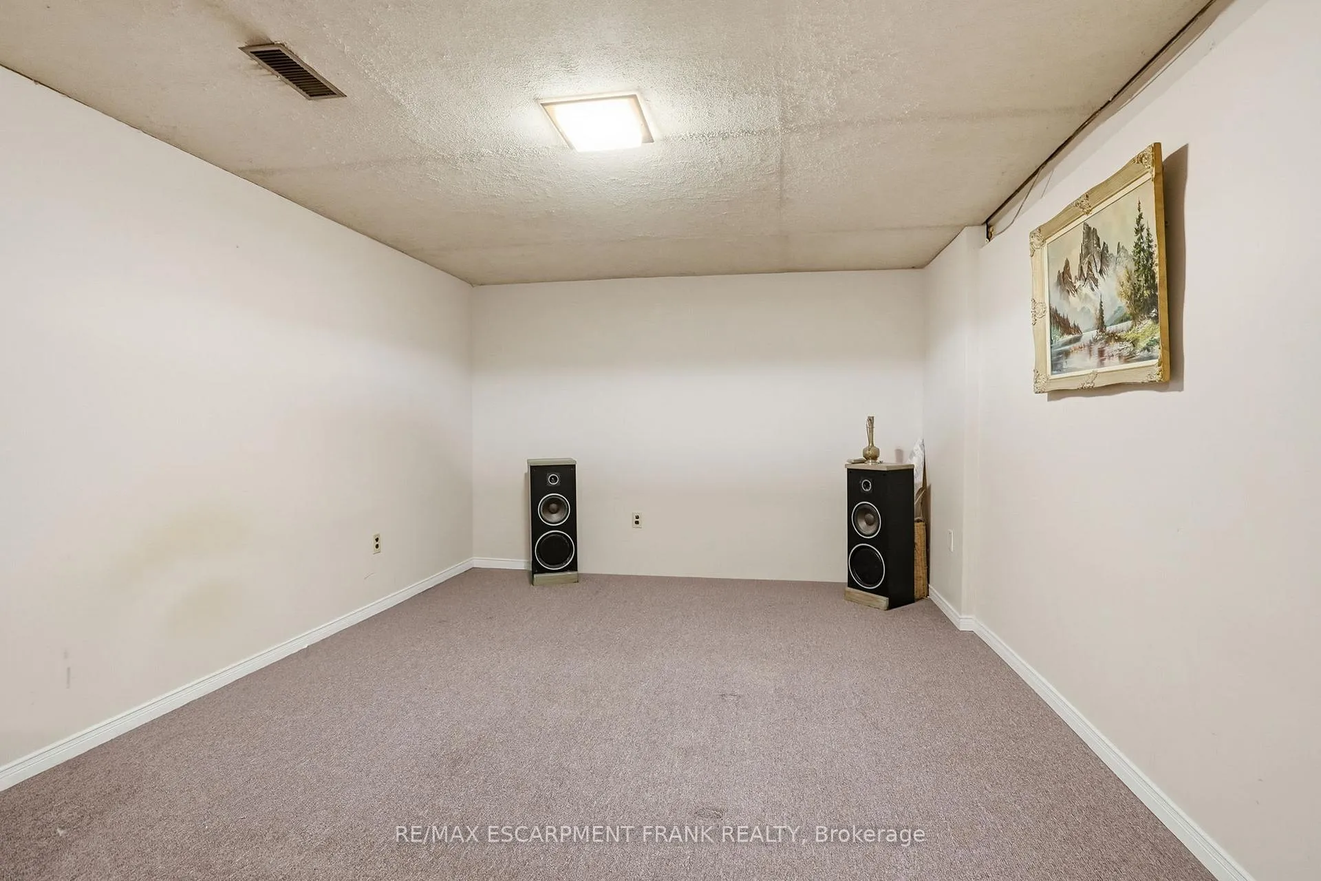 Photo 32 of 99 Palmer Road, Hamilton, Berrisfield — HOMEH