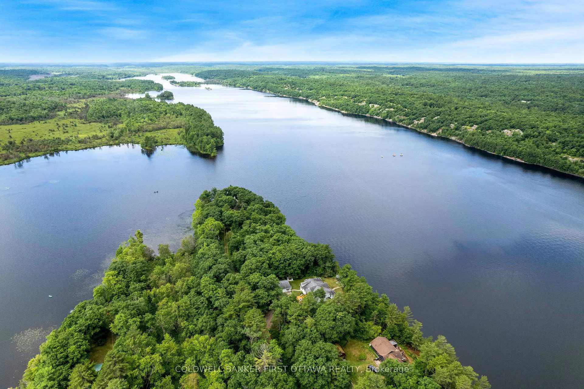 Photo 3 of 1718 Blue Heron Ridge, Frontenac, Frontenac Centre — HOMEH