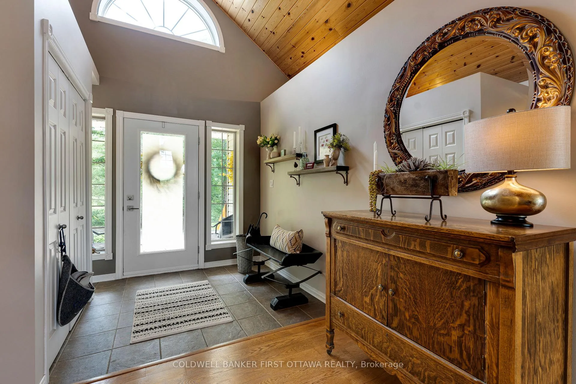 Photo 8 of 1718 Blue Heron Ridge, Frontenac, Frontenac Centre — HOMEH