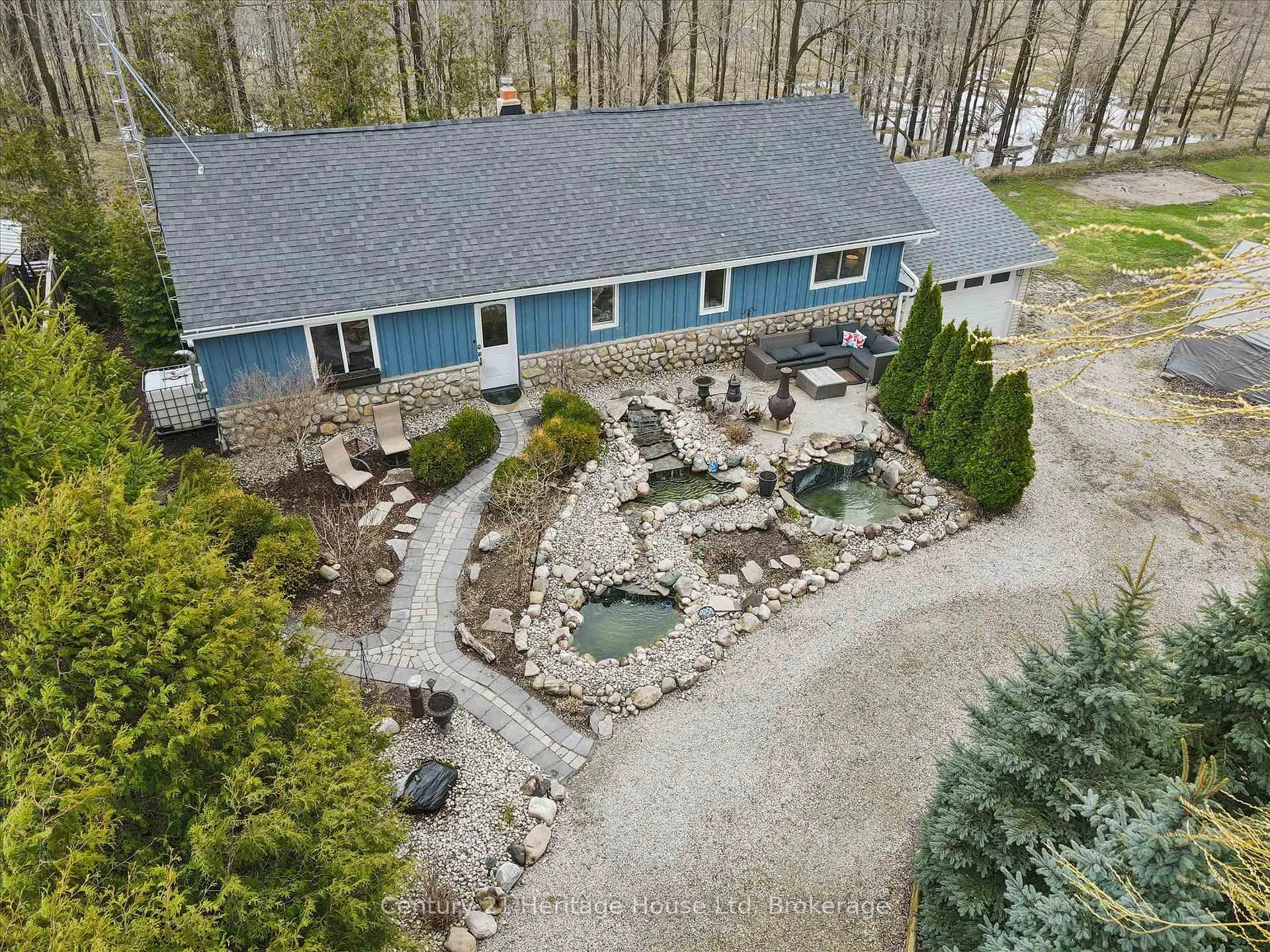 Photo 1 of 5765 Fourth Line, Guelph/Eramosa, Rural Guelph/Eramosa East — HOMEH