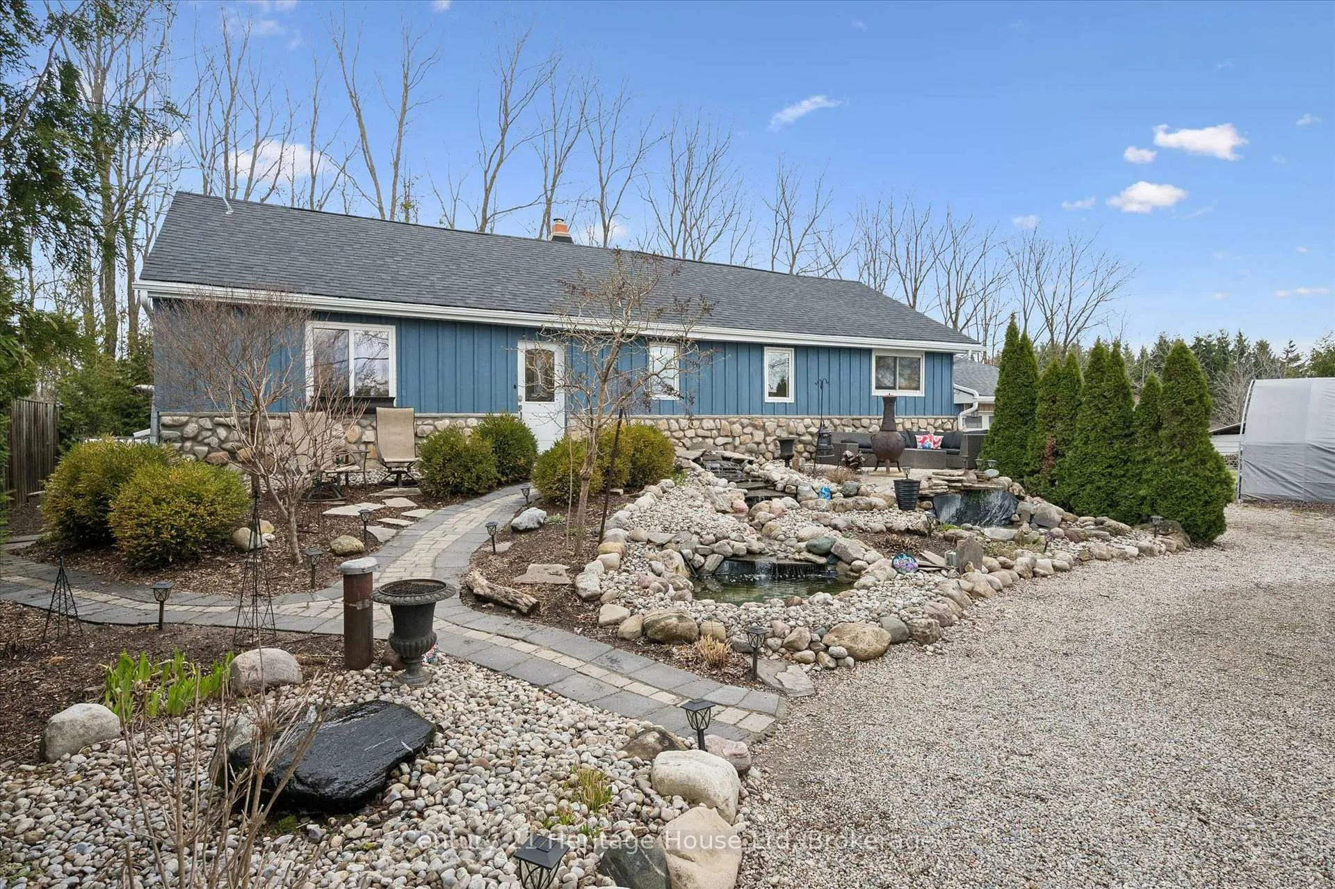 Photo 2 of 5765 Fourth Line, Guelph/Eramosa, Rural Guelph/Eramosa East — HOMEH