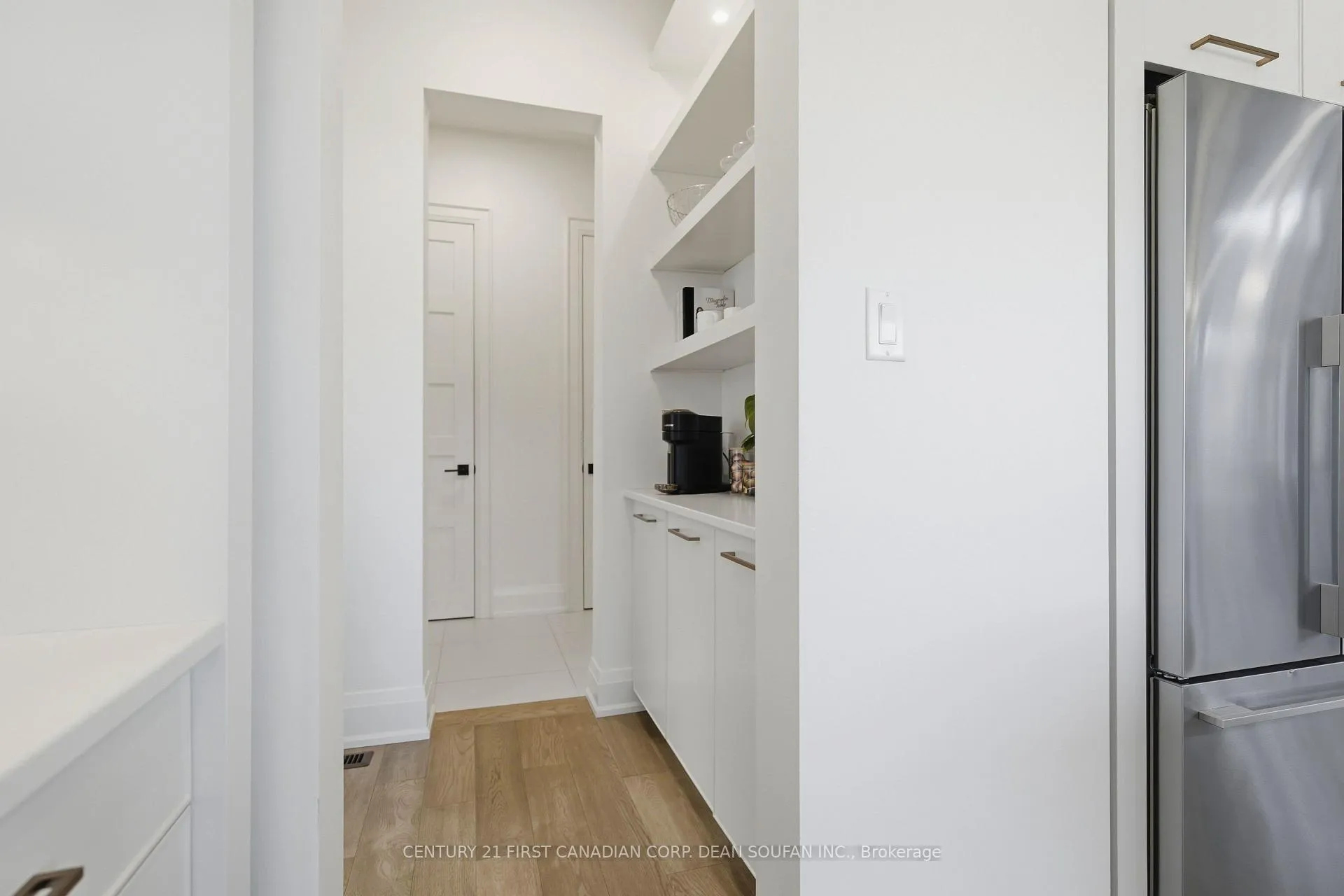 Photo 19 of 4121 Winterberry Drive, London, South V — HOMEH